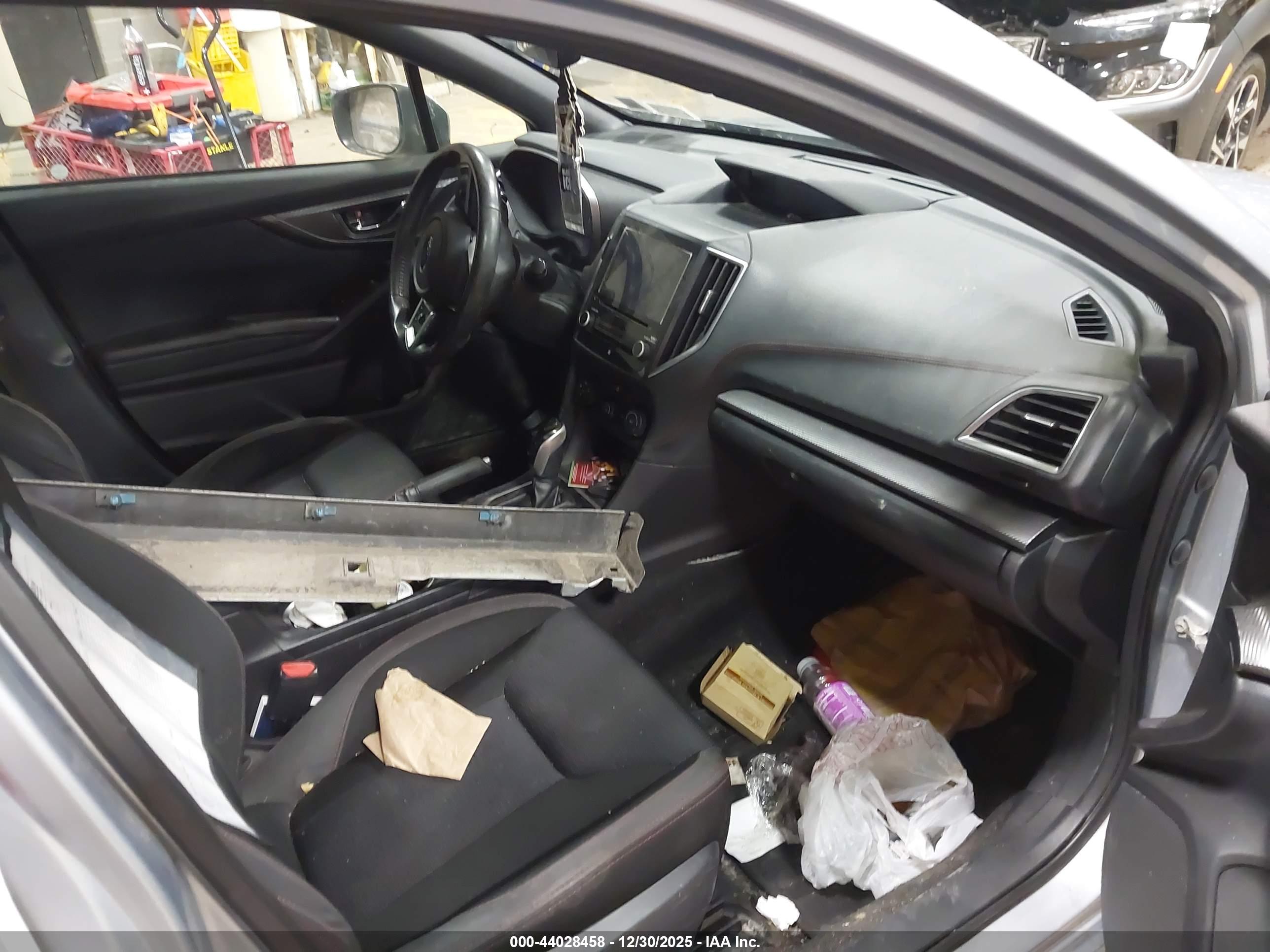 SUBARU IMPREZA image 5