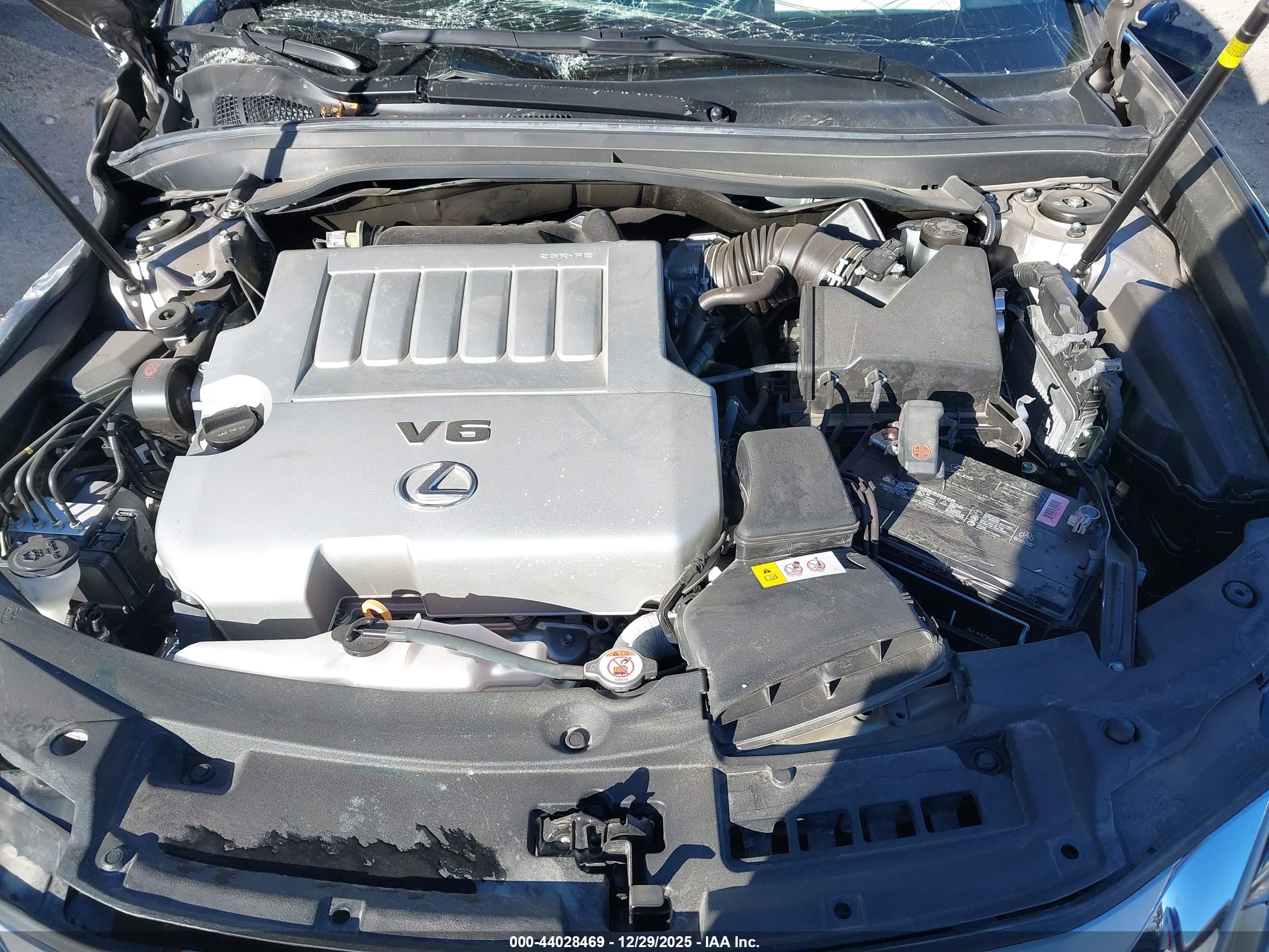 LEXUS ES image 10