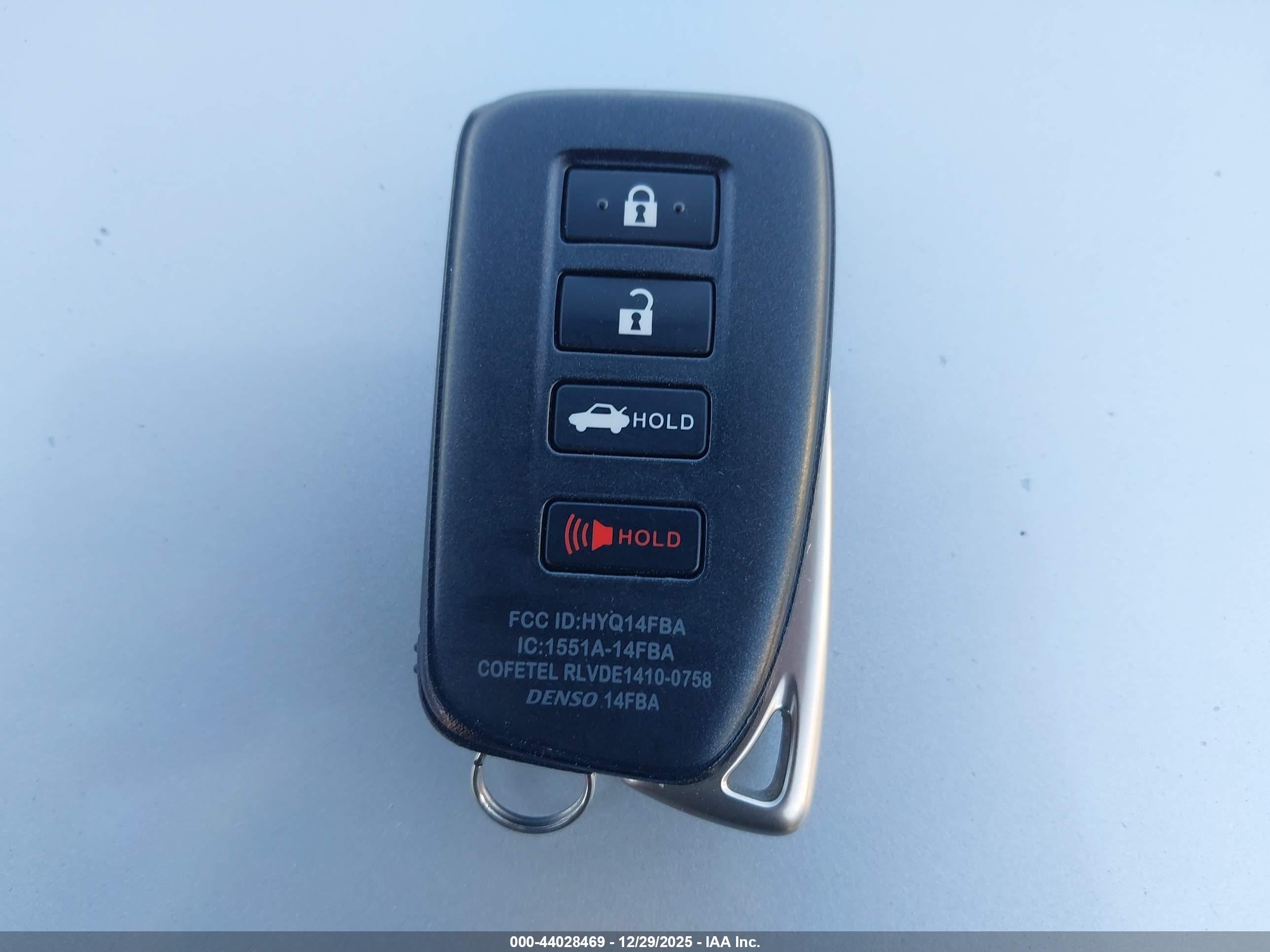 LEXUS ES image 11
