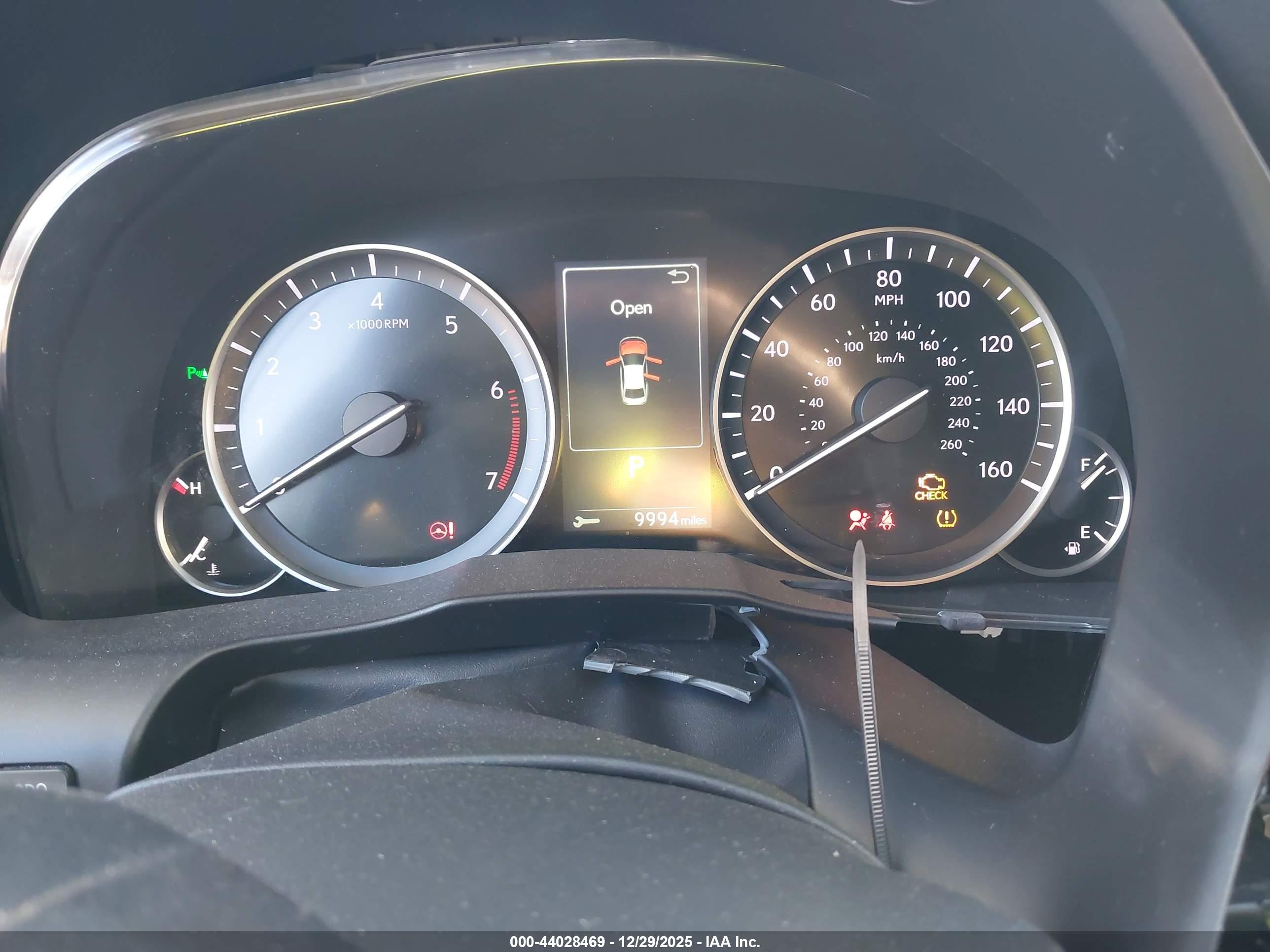 LEXUS ES image 7