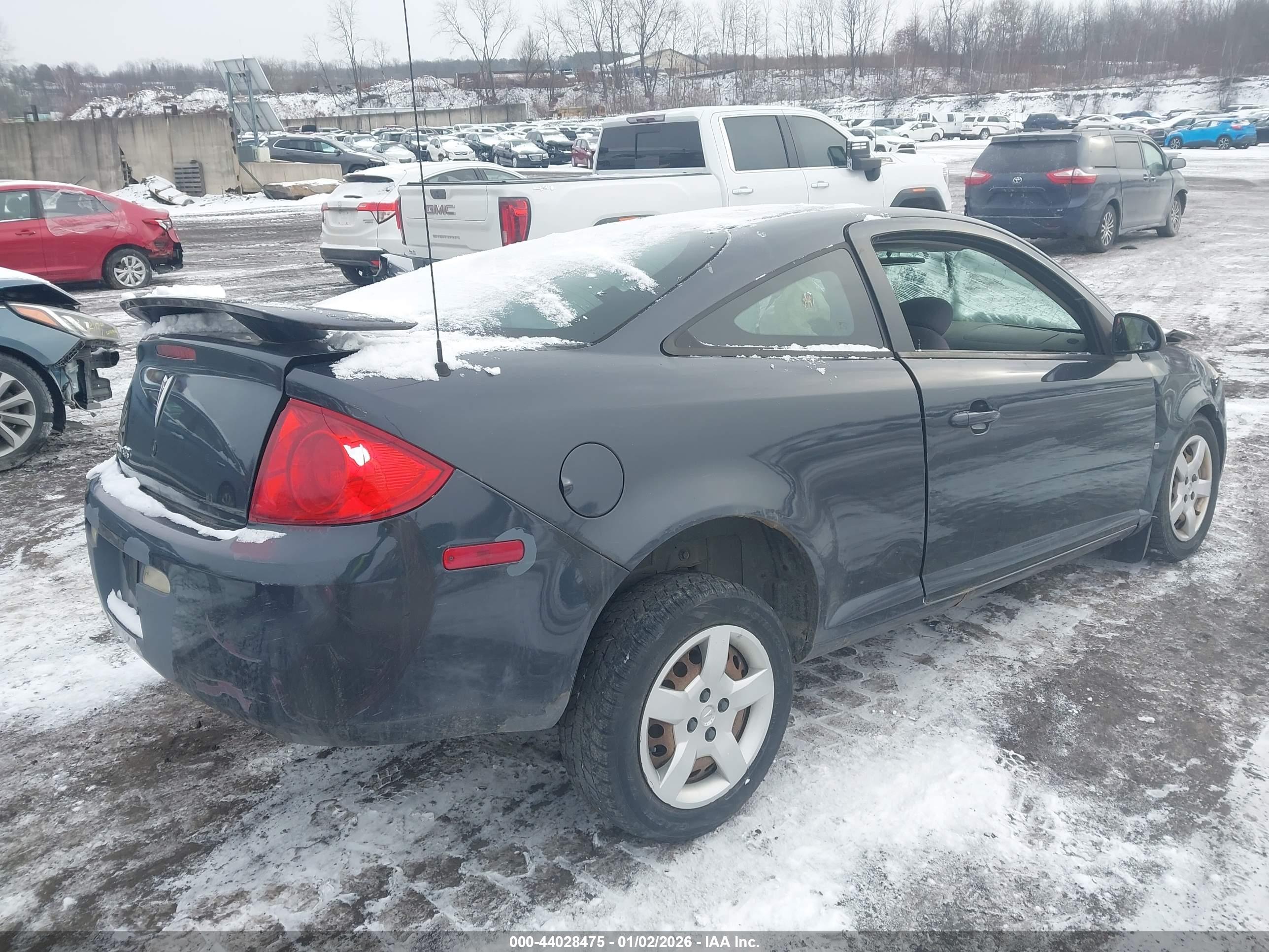 PONTIAC G5 image 4