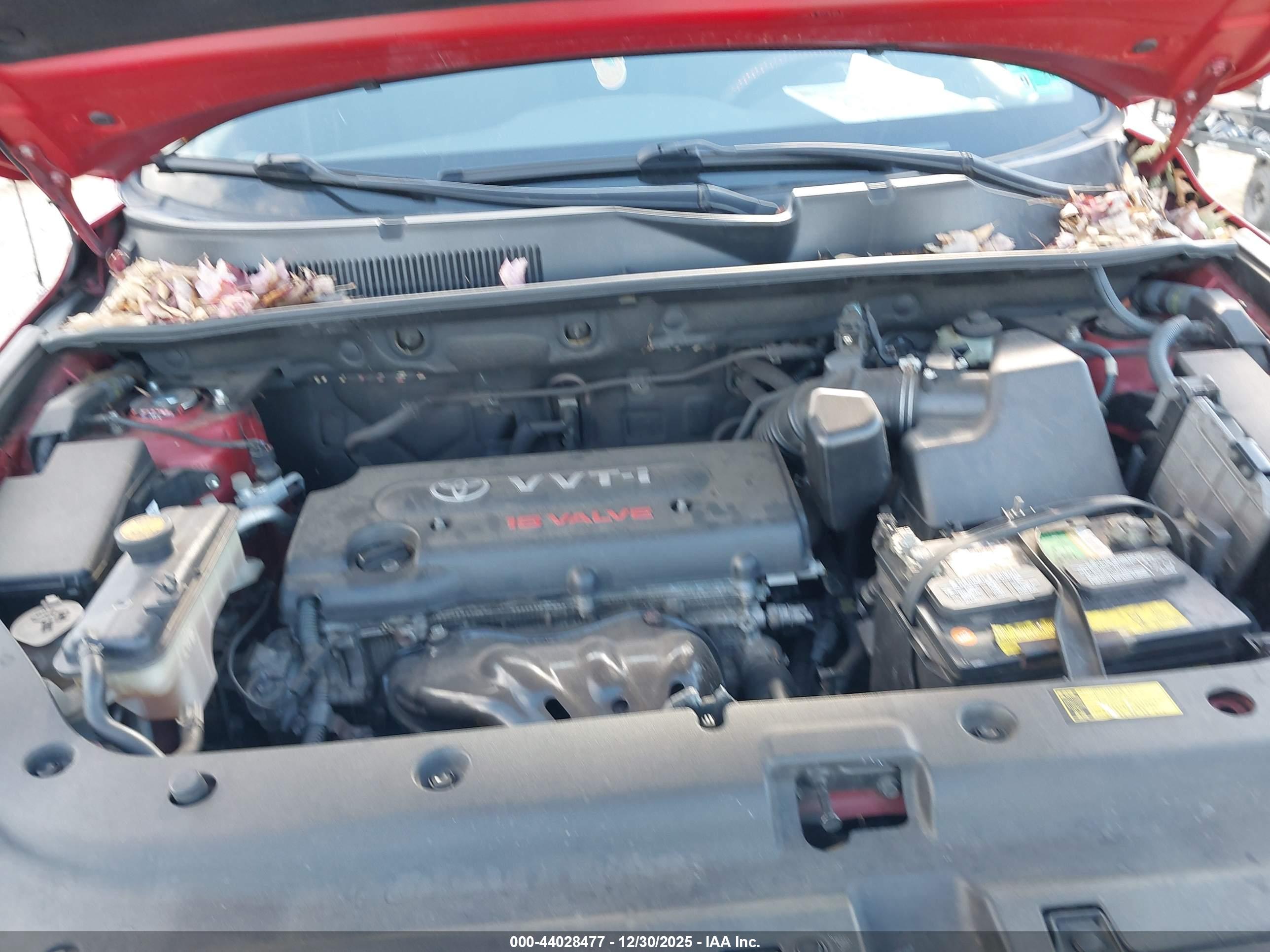 TOYOTA RAV4 image 10