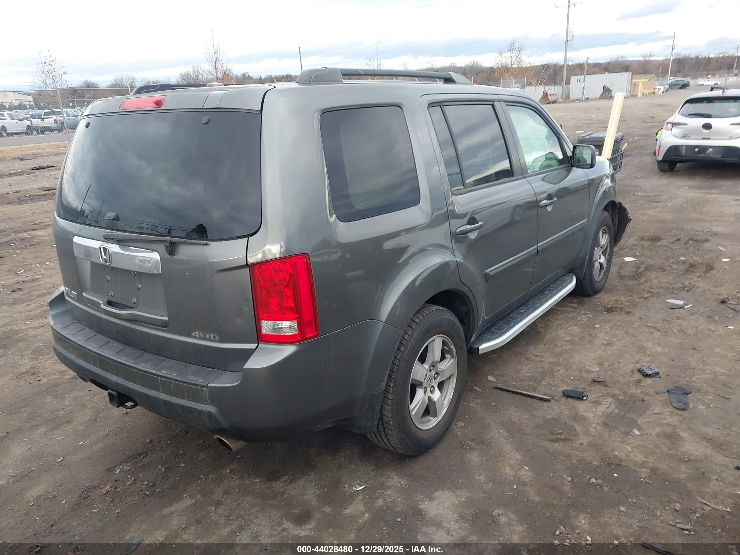 HONDA PILOT image 4