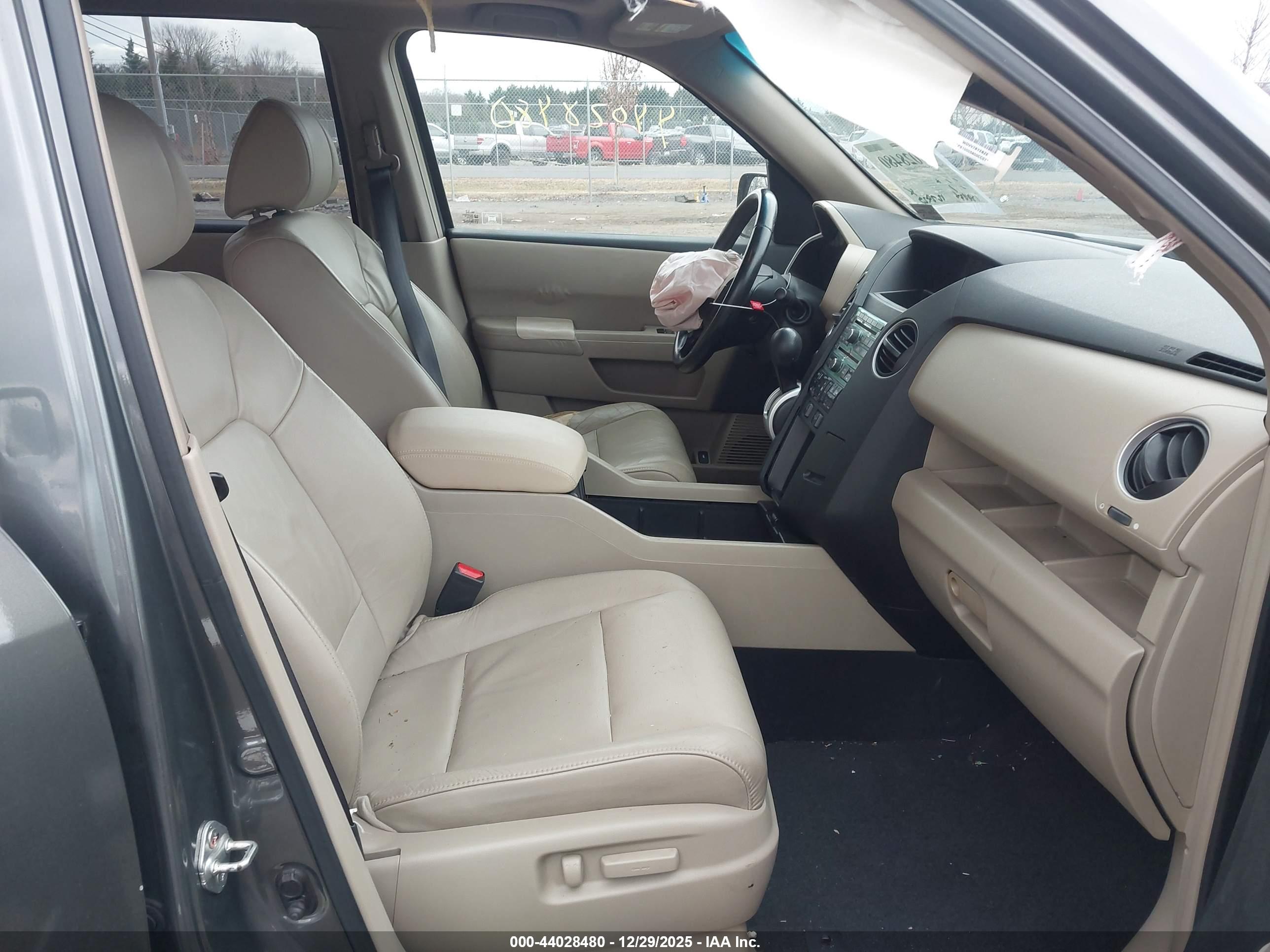 HONDA PILOT image 5