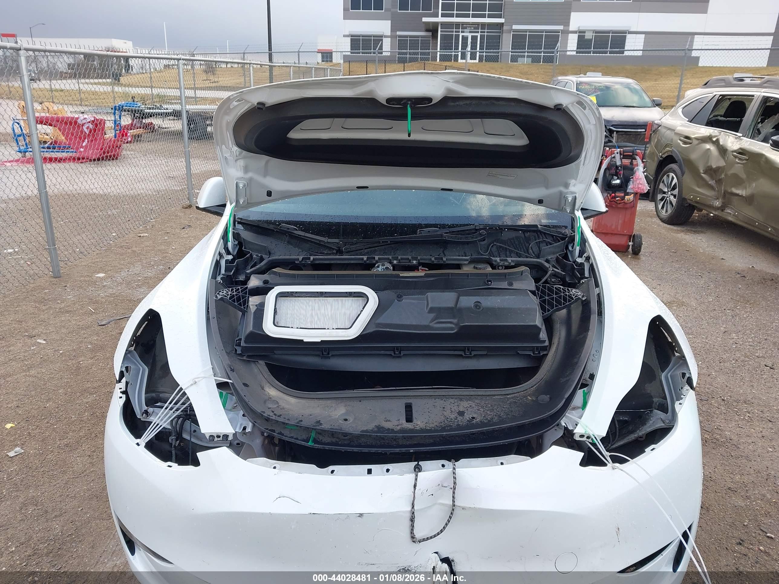 TESLA MODEL image 10