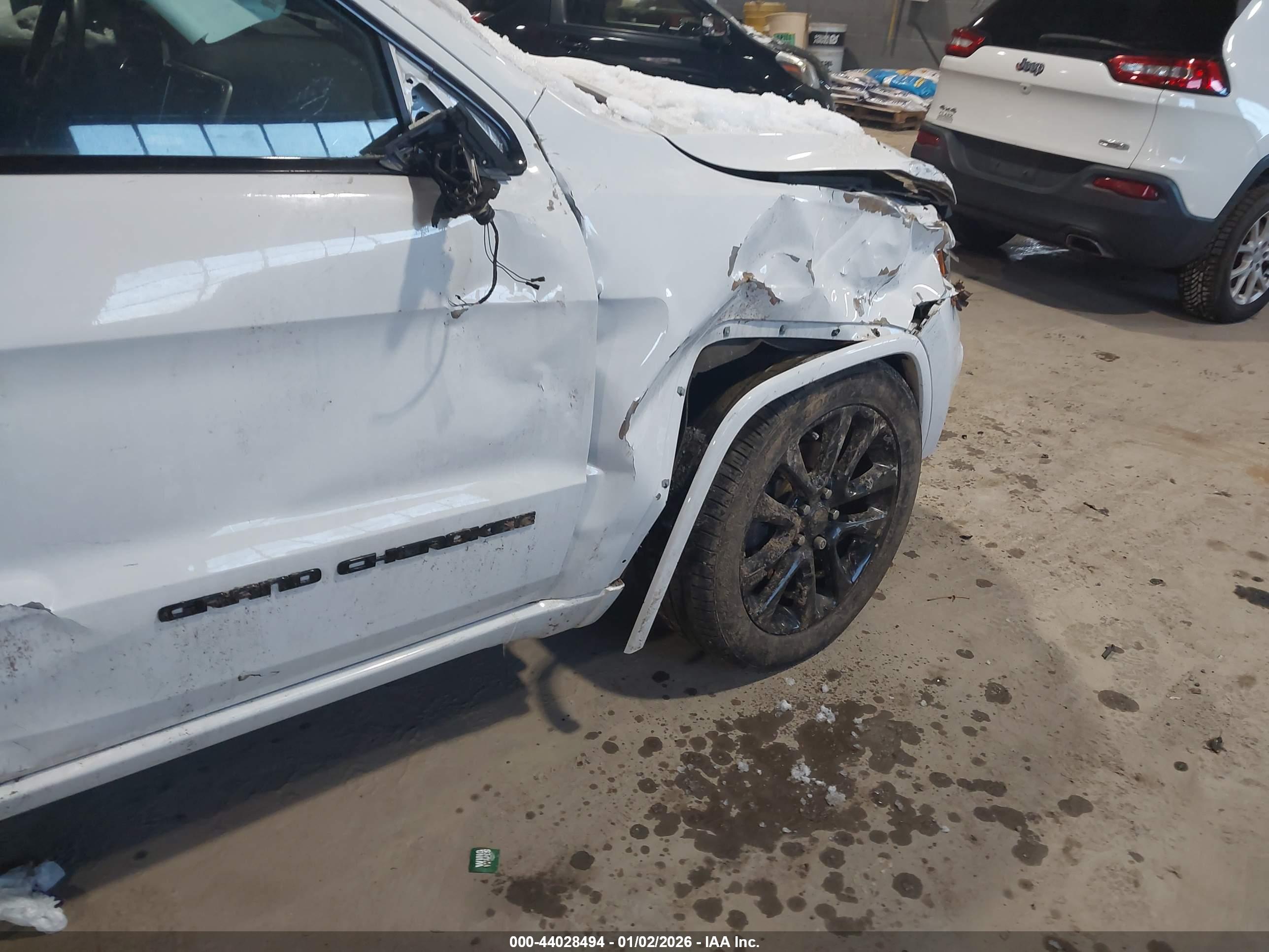 JEEP GRAND image 6