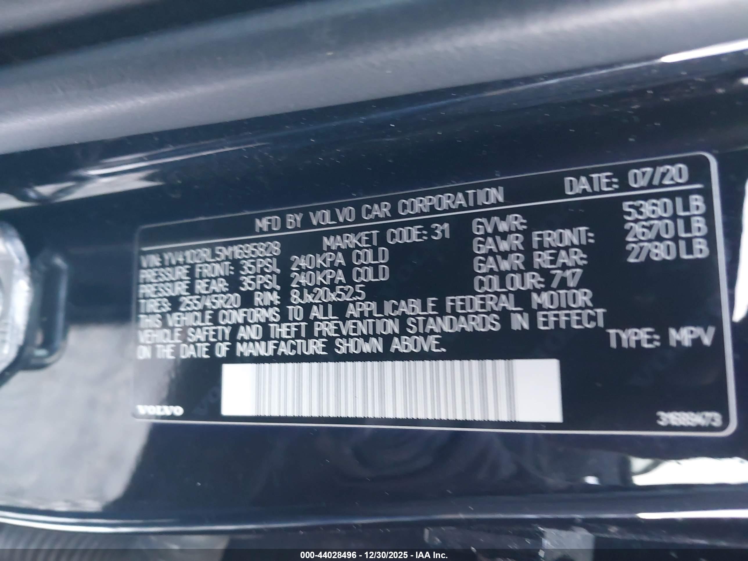 VOLVO XC60 image 9
