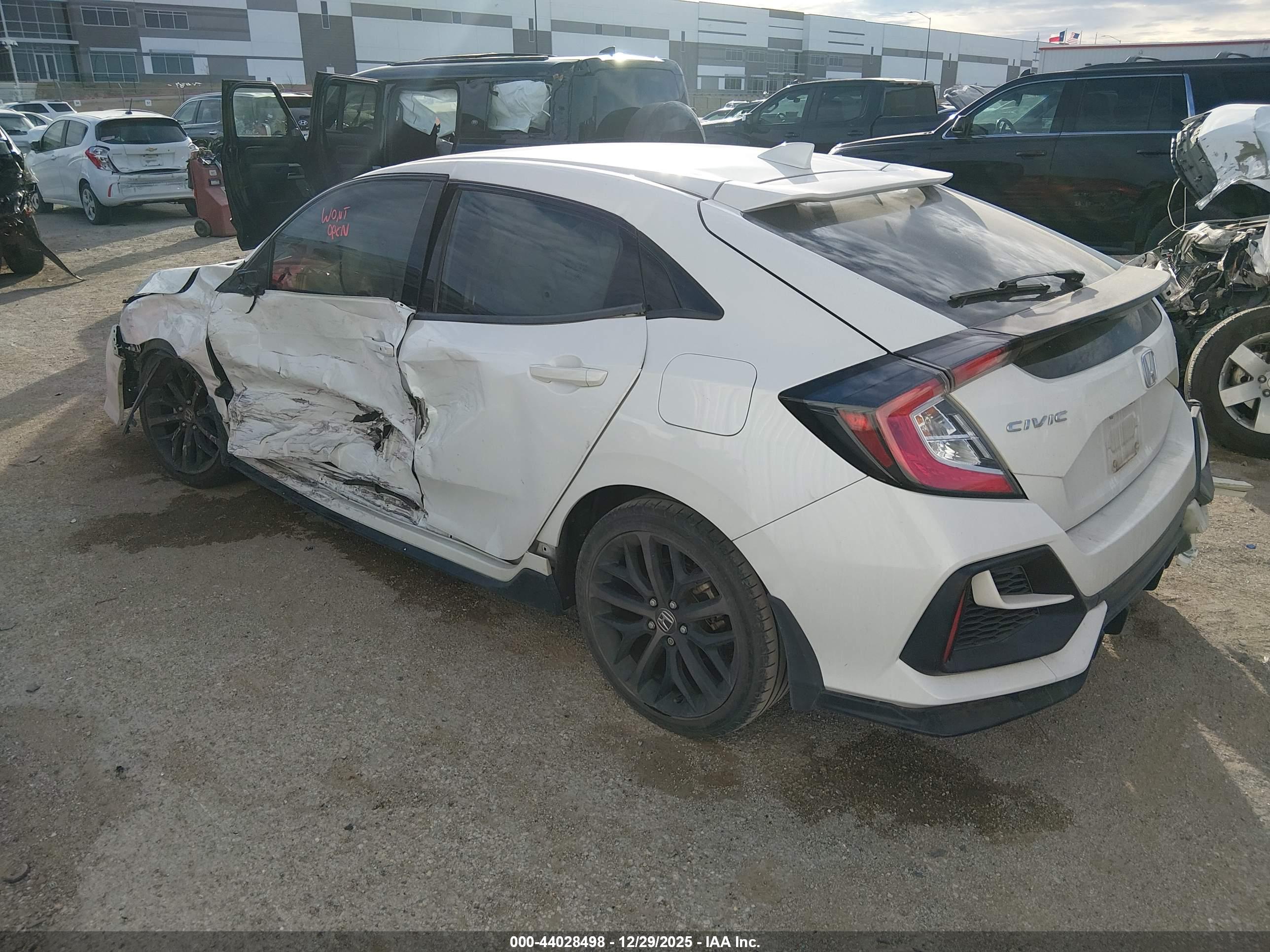 HONDA CIVIC image 3