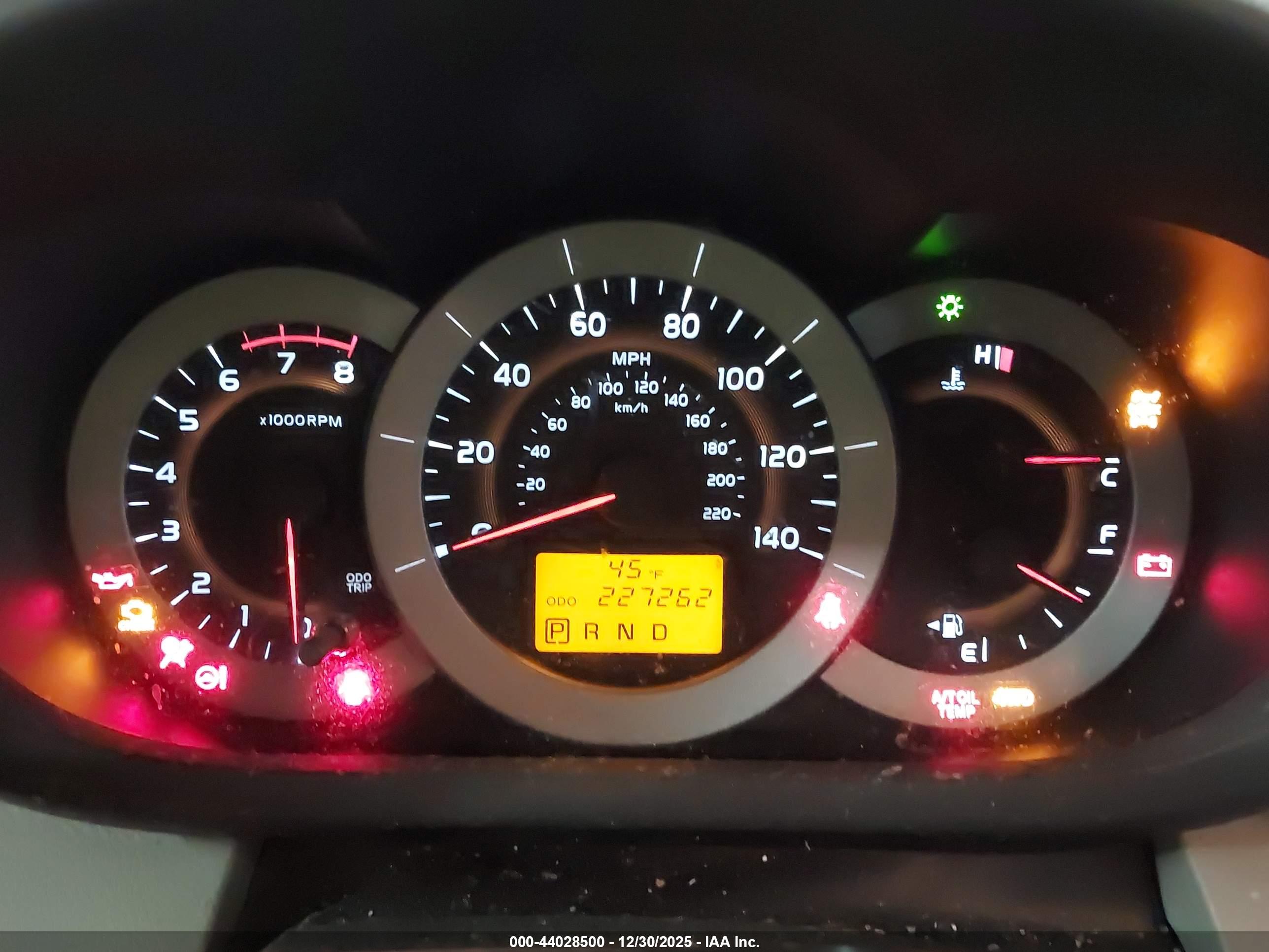 TOYOTA RAV4 image 7