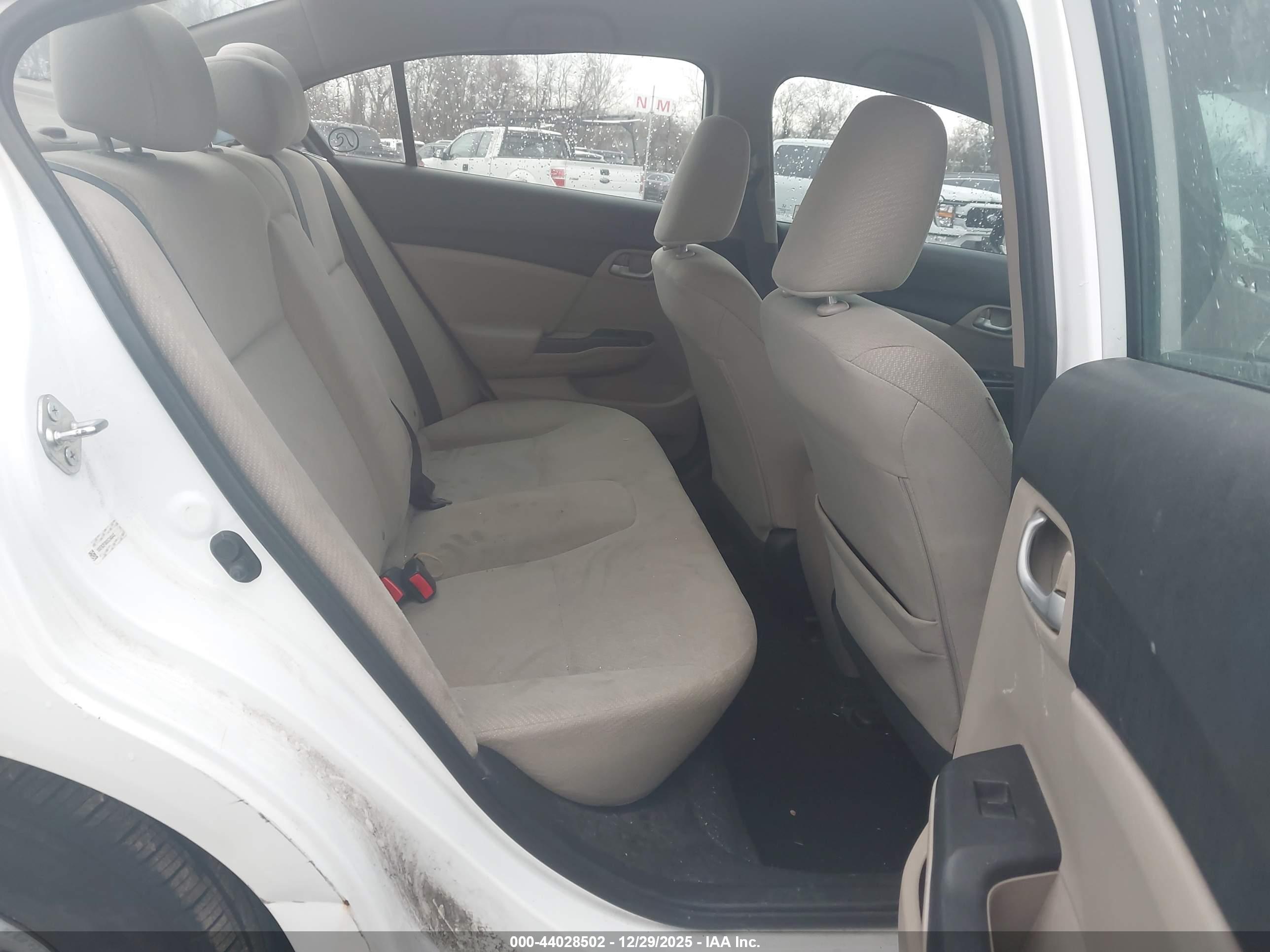 HONDA CIVIC image 8