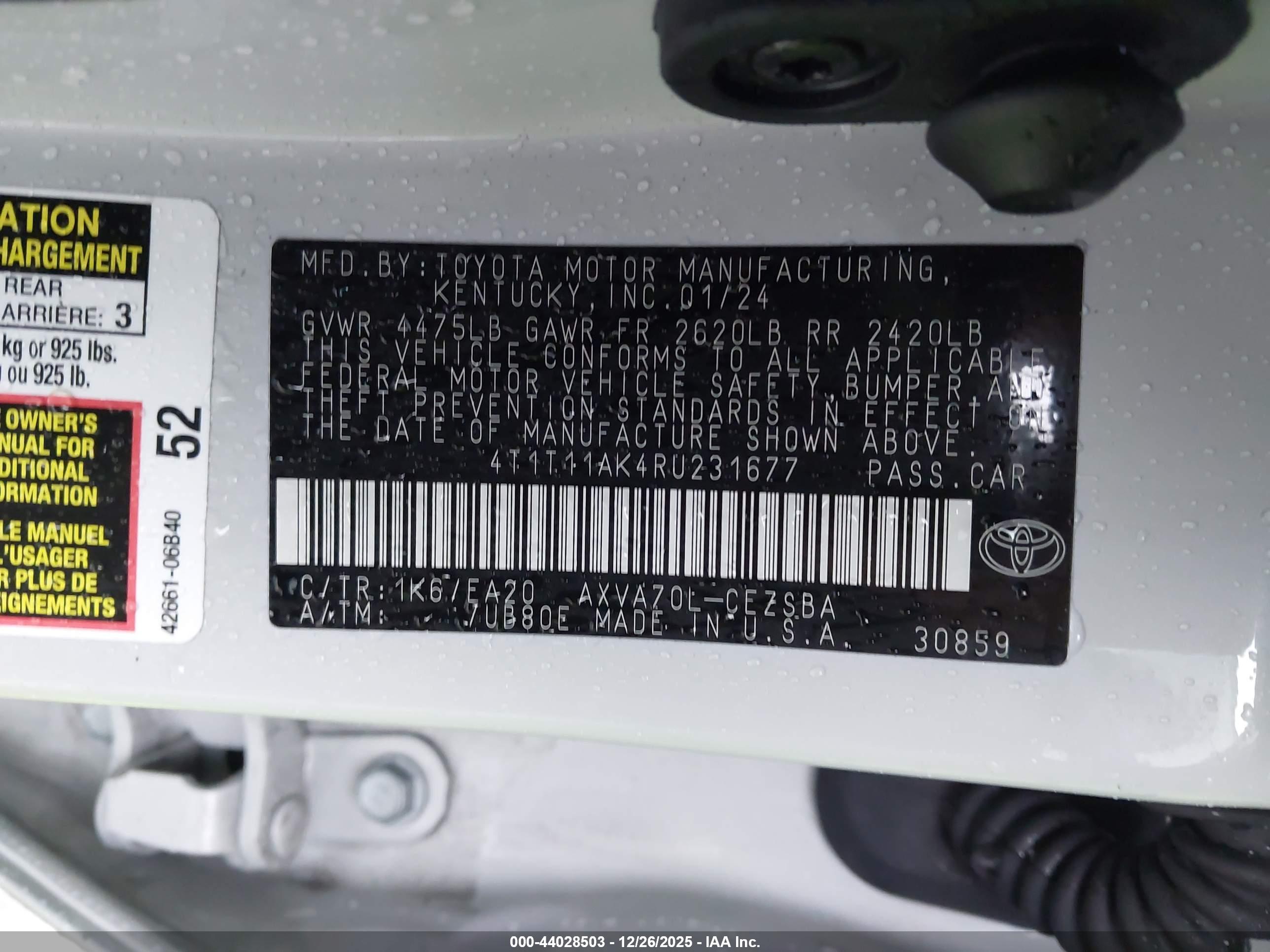 TOYOTA CAMRY image 9