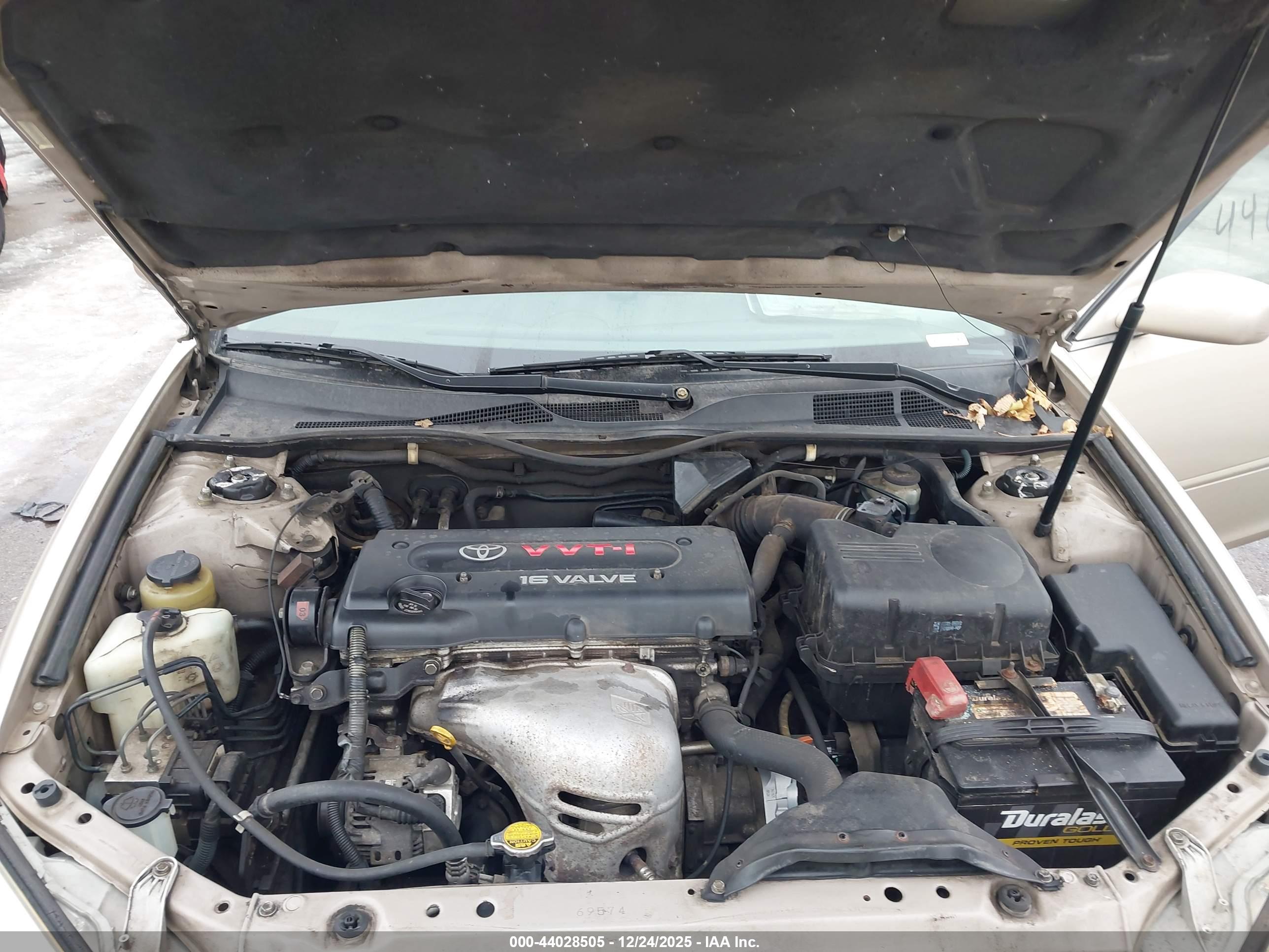 TOYOTA CAMRY image 10