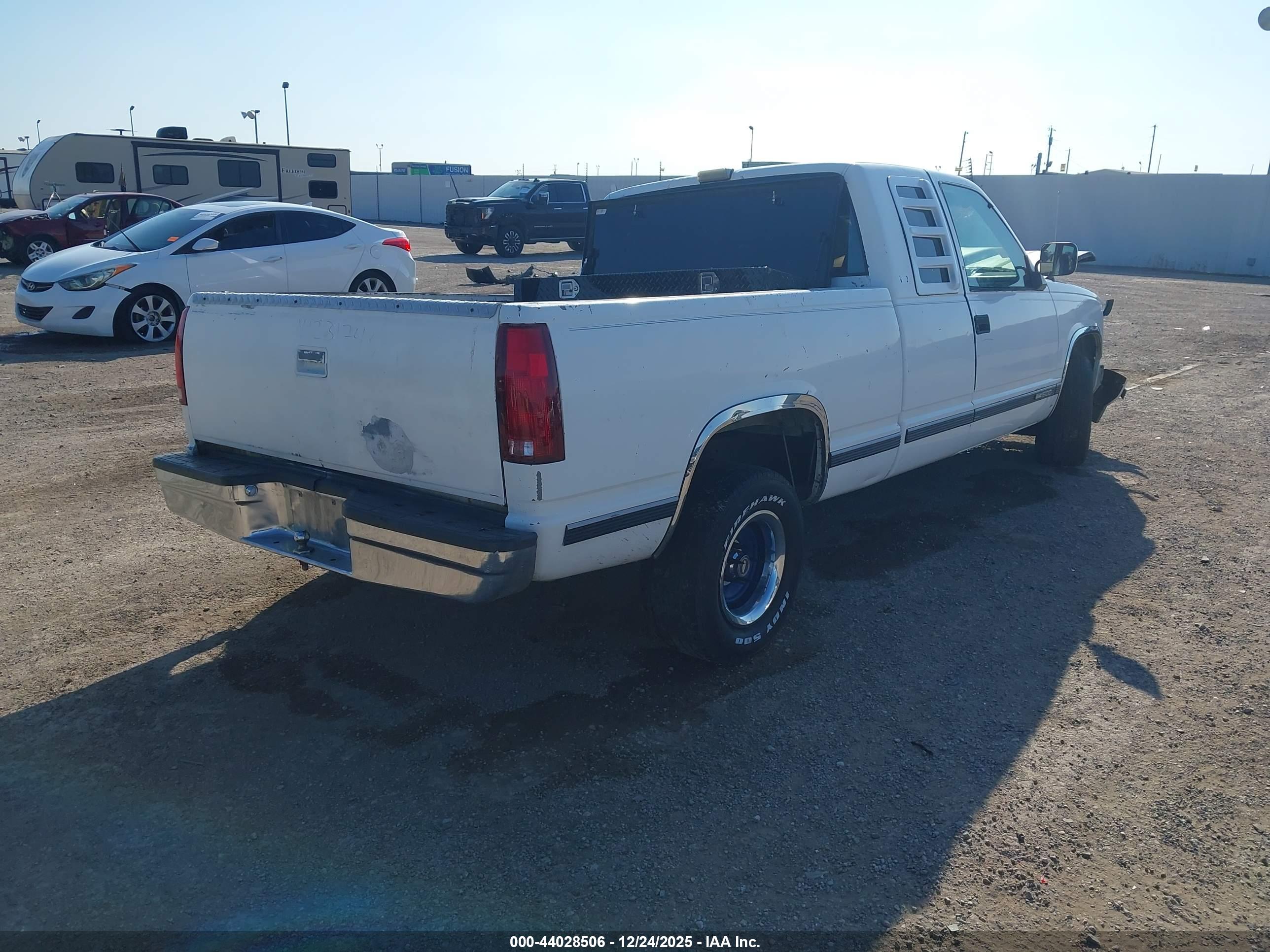 GMC SIERRA image 4