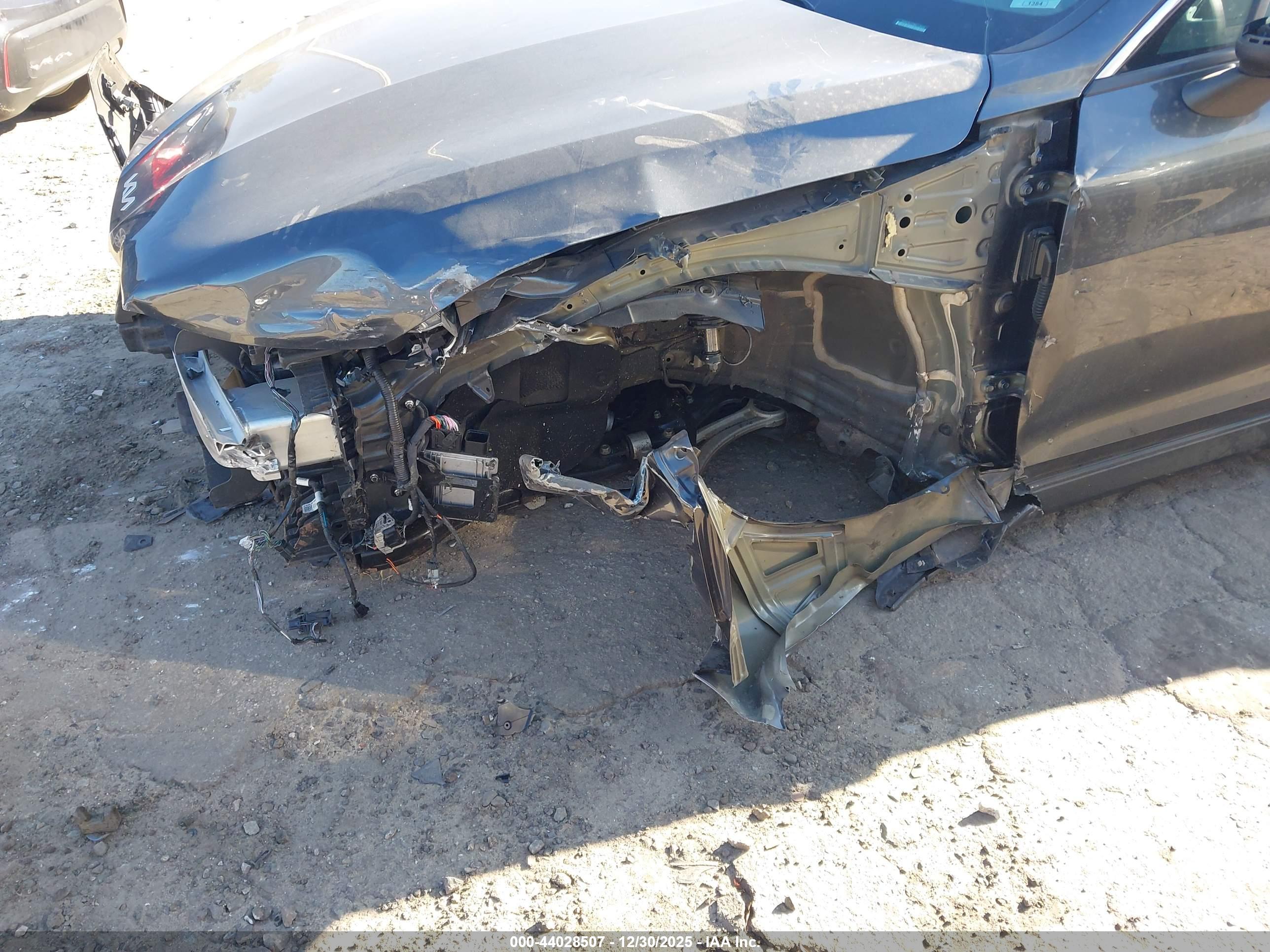 KIA K5 image 6