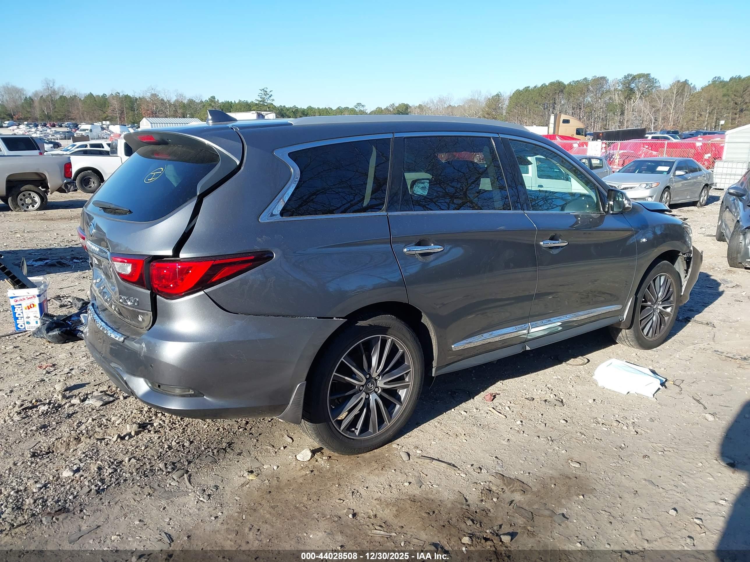 INFINITI QX60 image 4