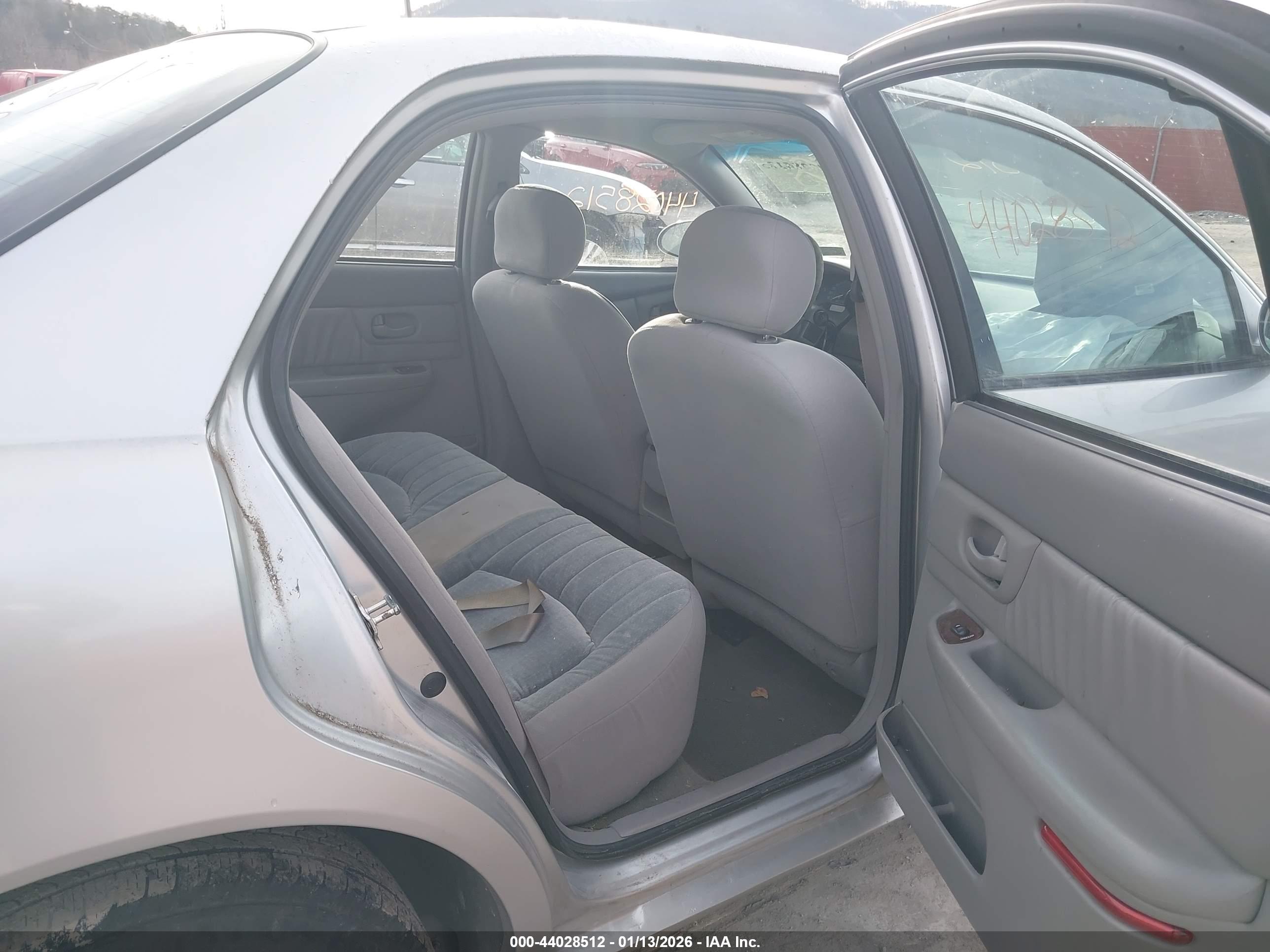 BUICK CENTURY image 8