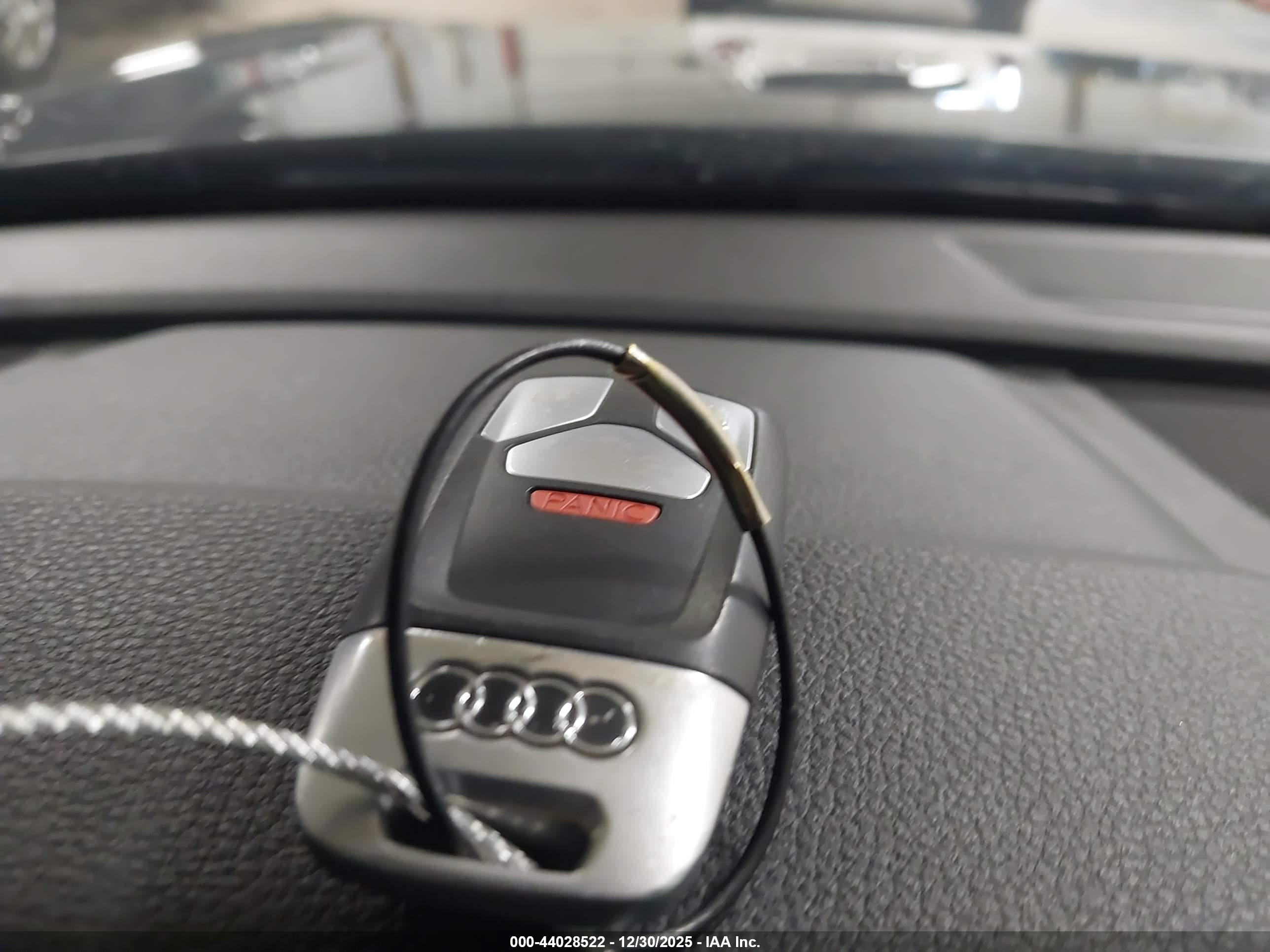 AUDI Q5 image 11