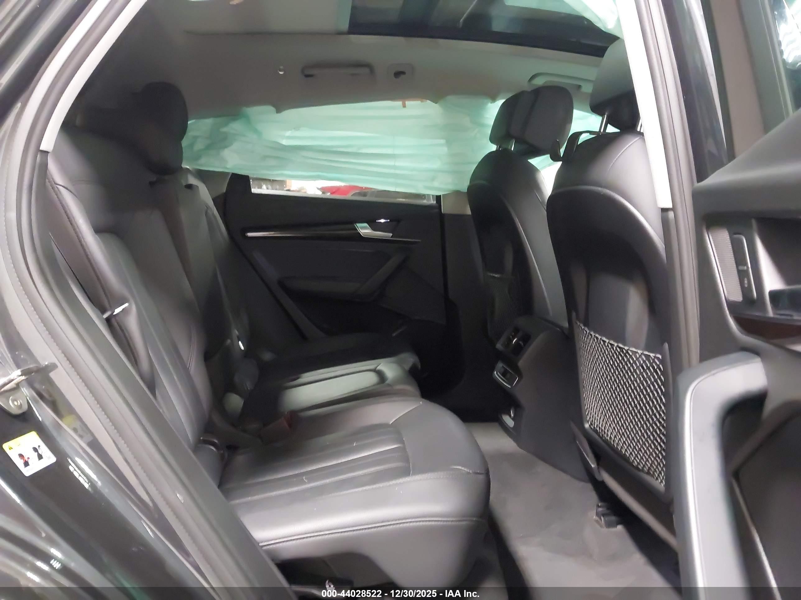 AUDI Q5 image 8