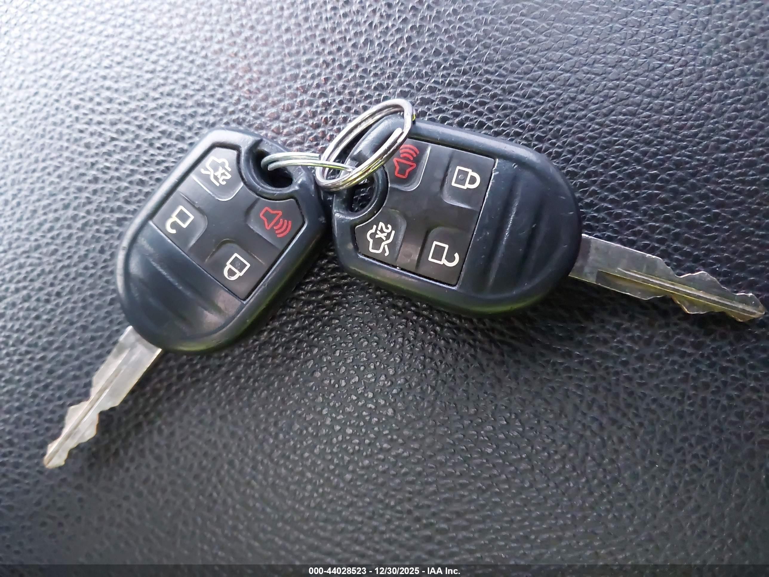 FORD EXPEDITION image 11