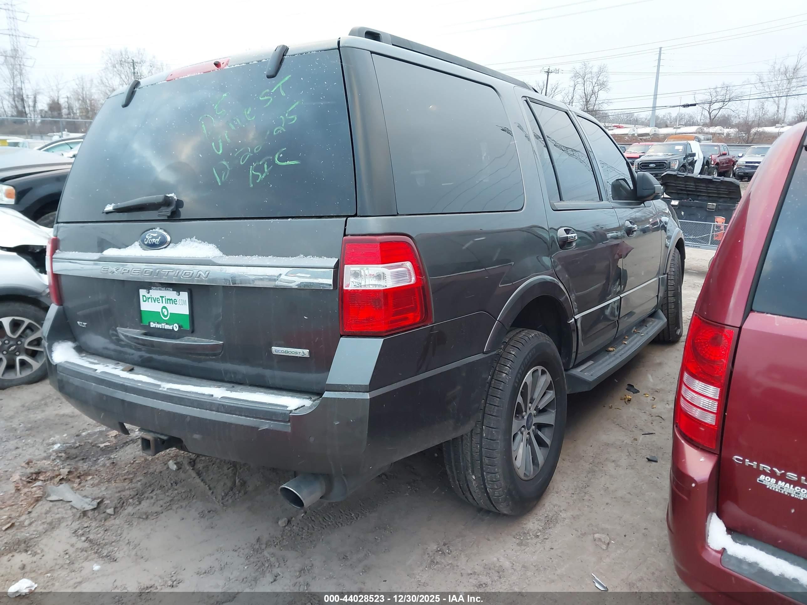 FORD EXPEDITION image 4