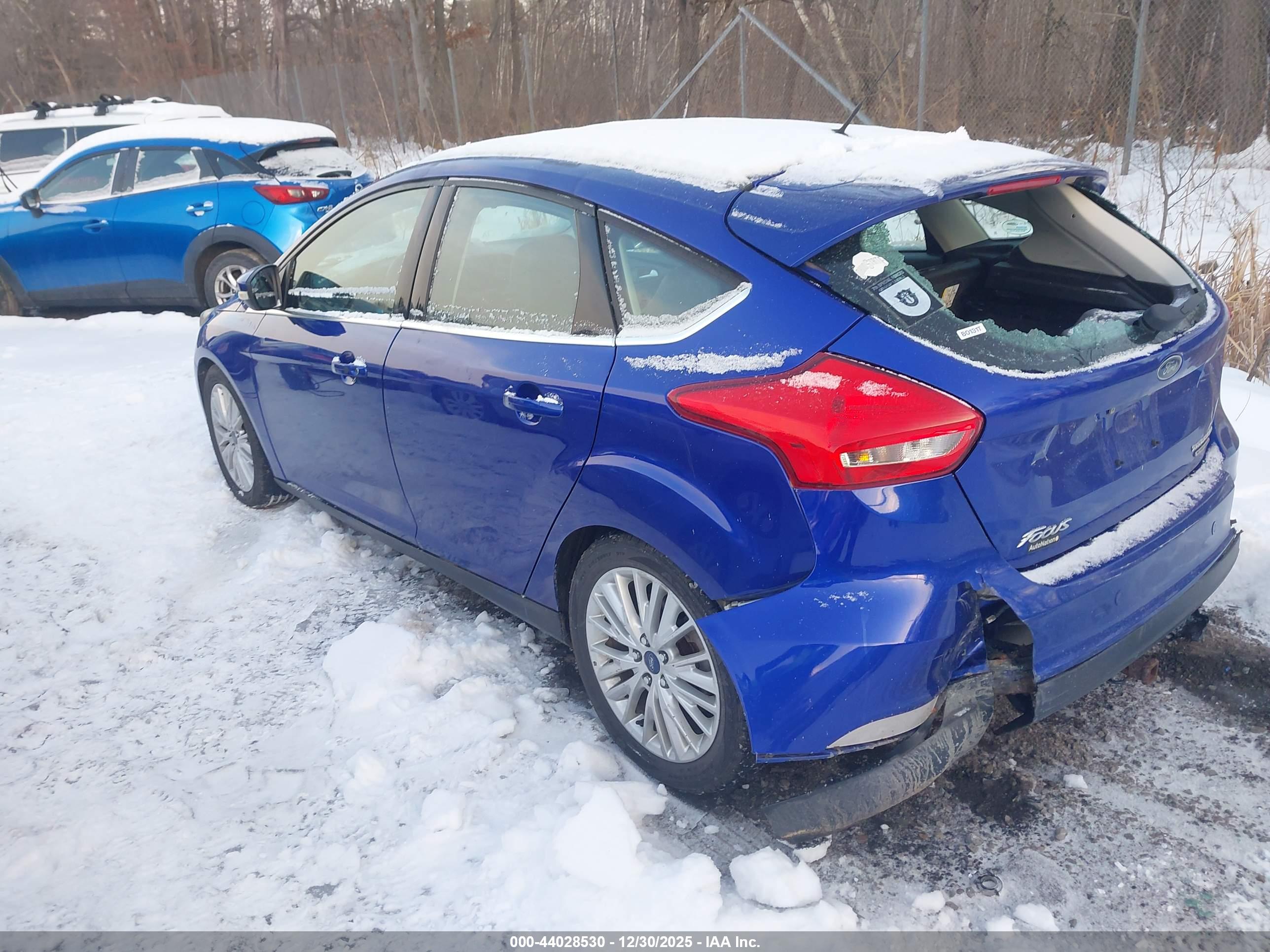 FORD FOCUS image 3