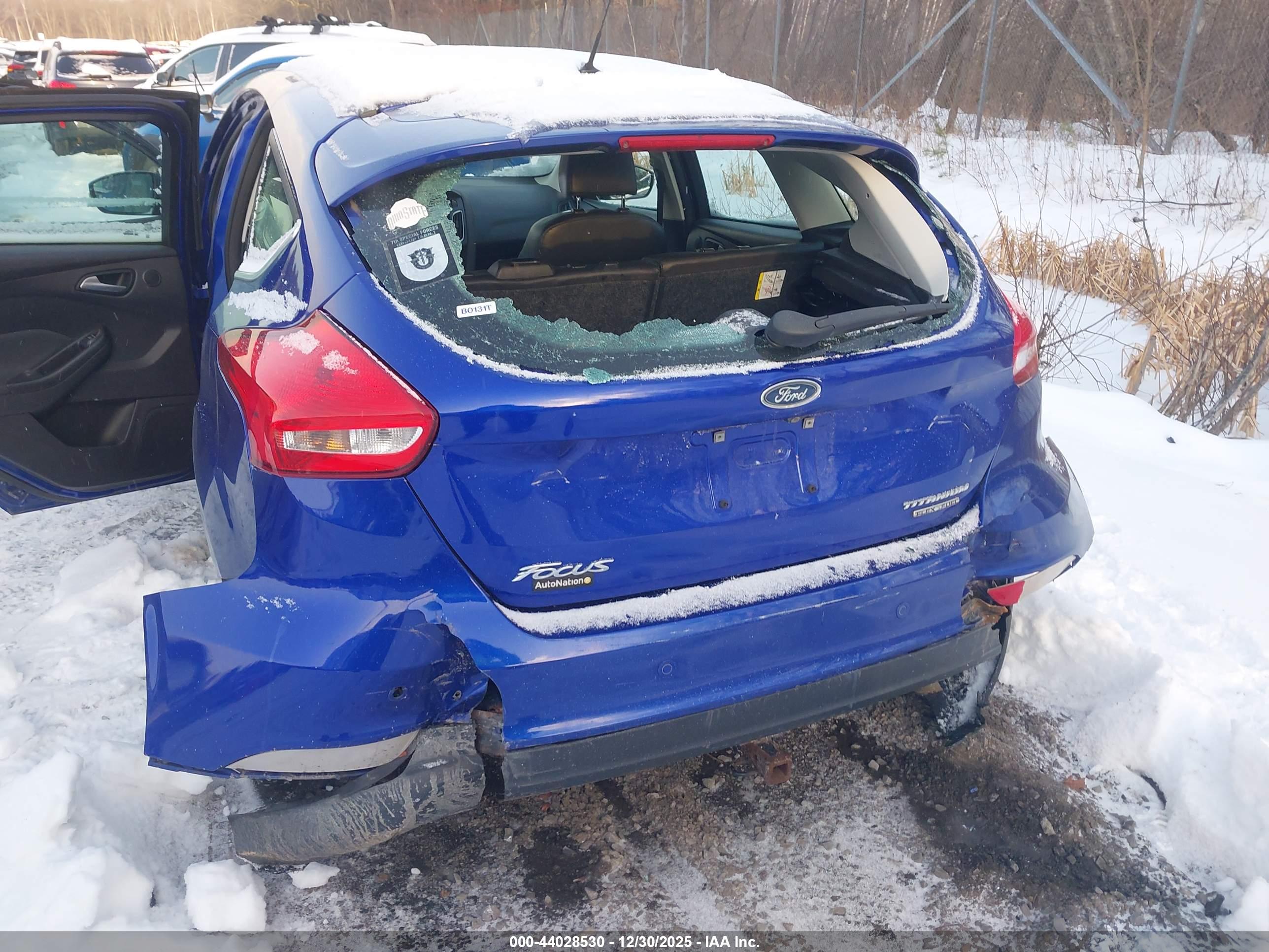 FORD FOCUS image 6