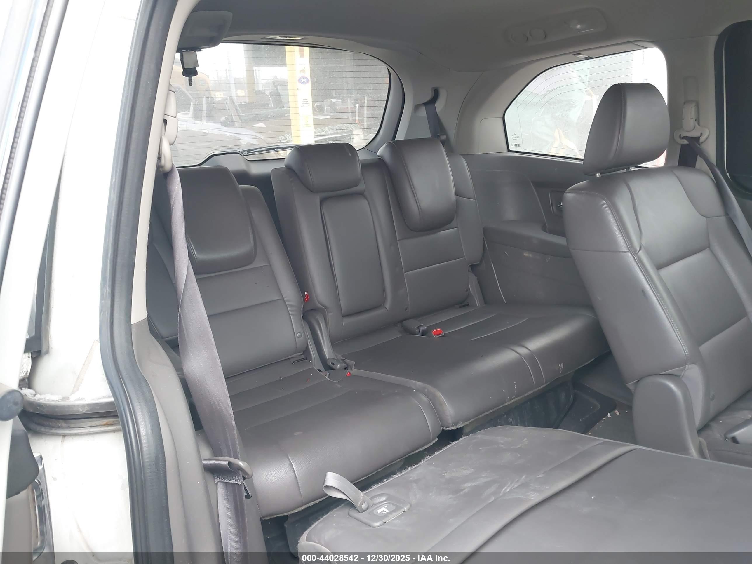 HONDA ODYSSEY image 8