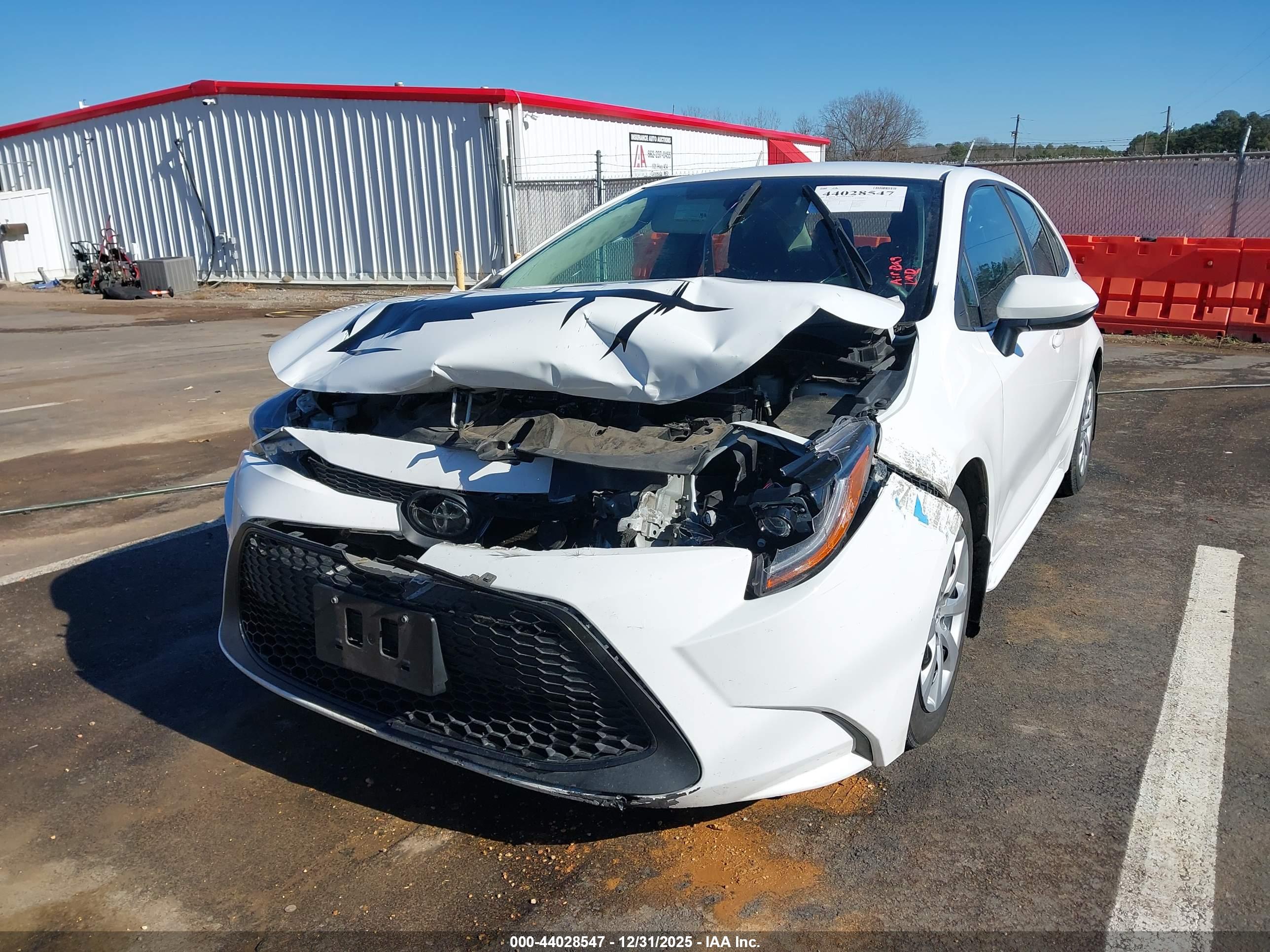 TOYOTA COROLLA image 6
