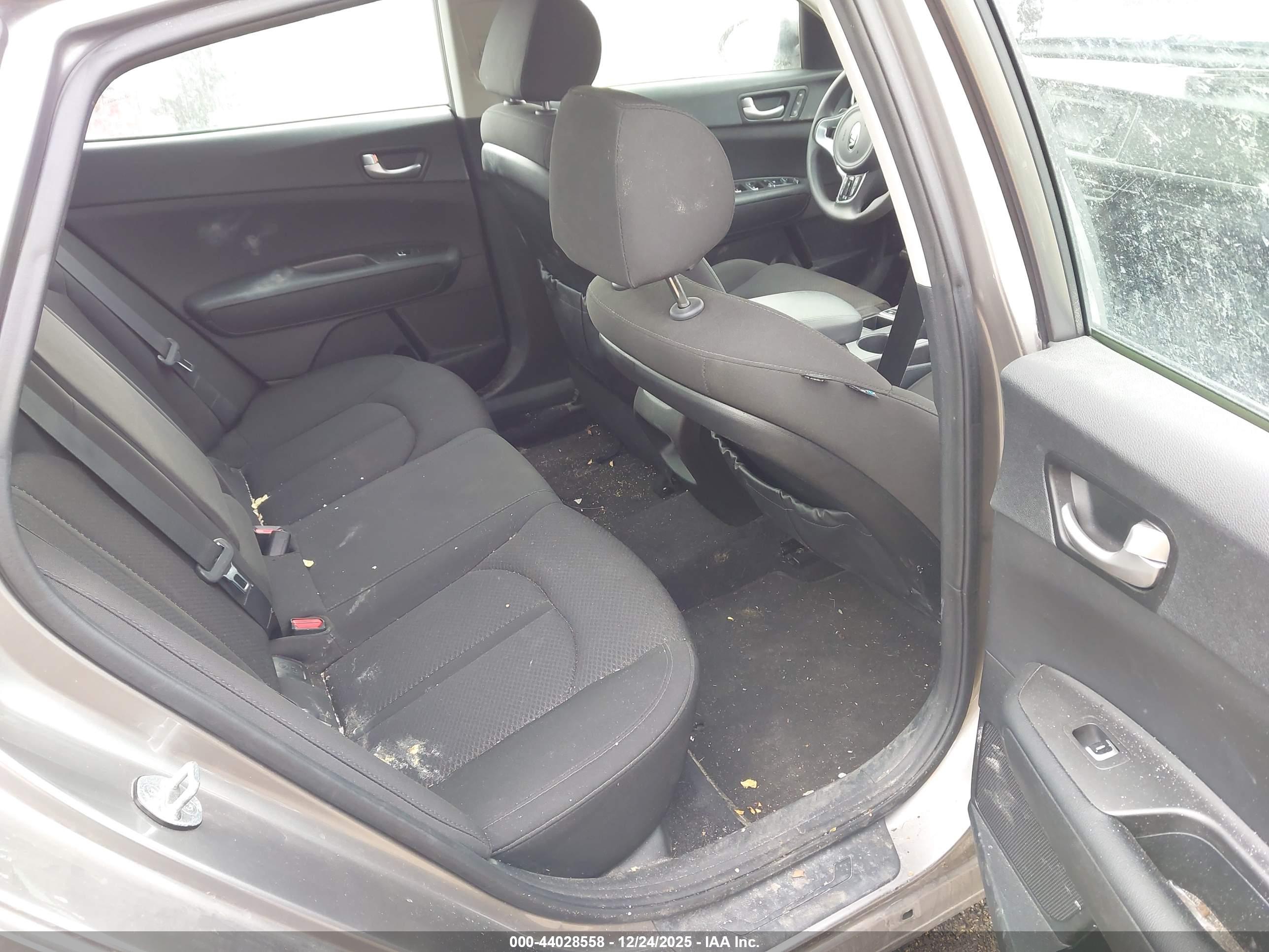 KIA OPTIMA image 8
