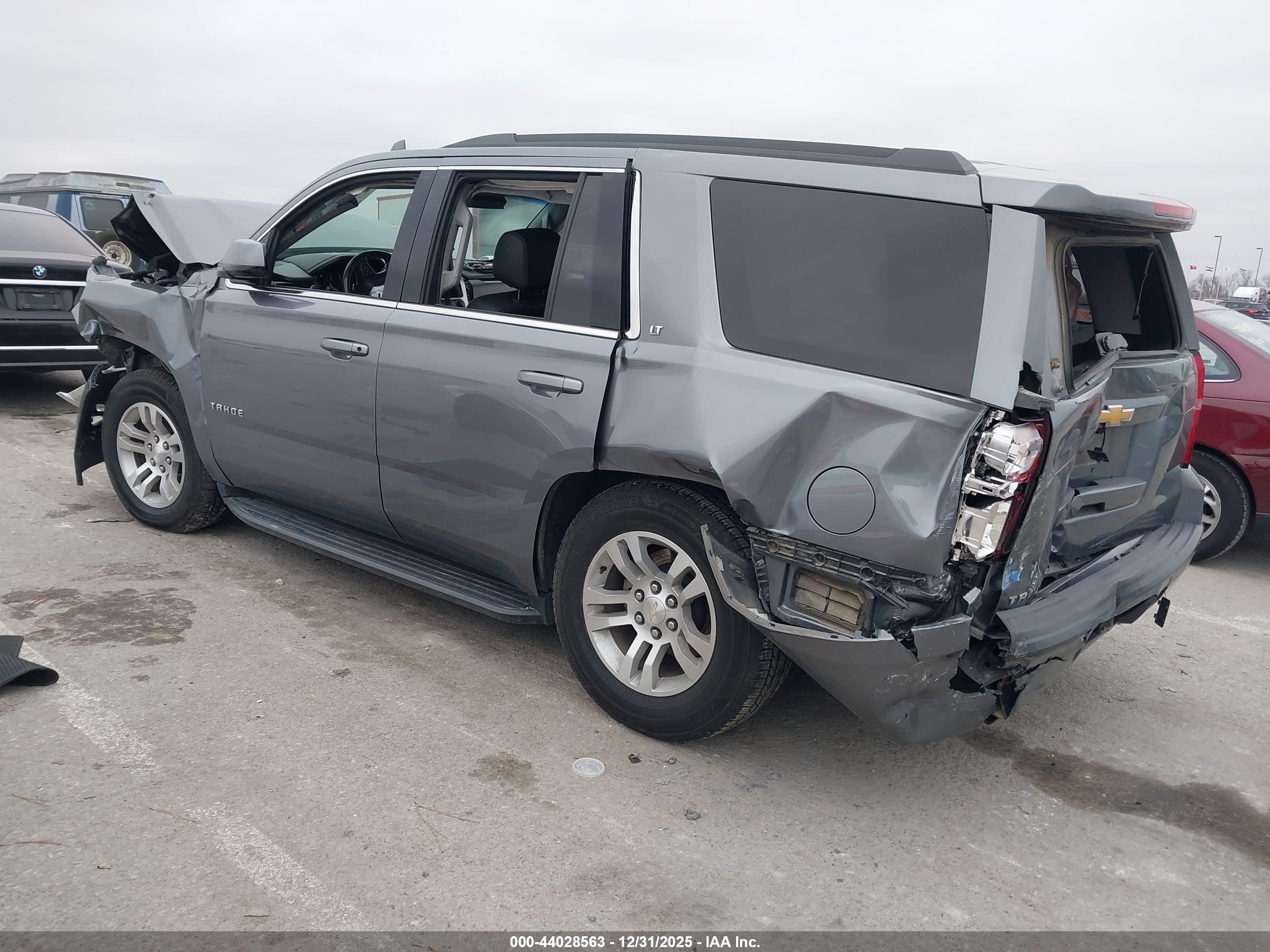 CHEVROLET TAHOE image 3