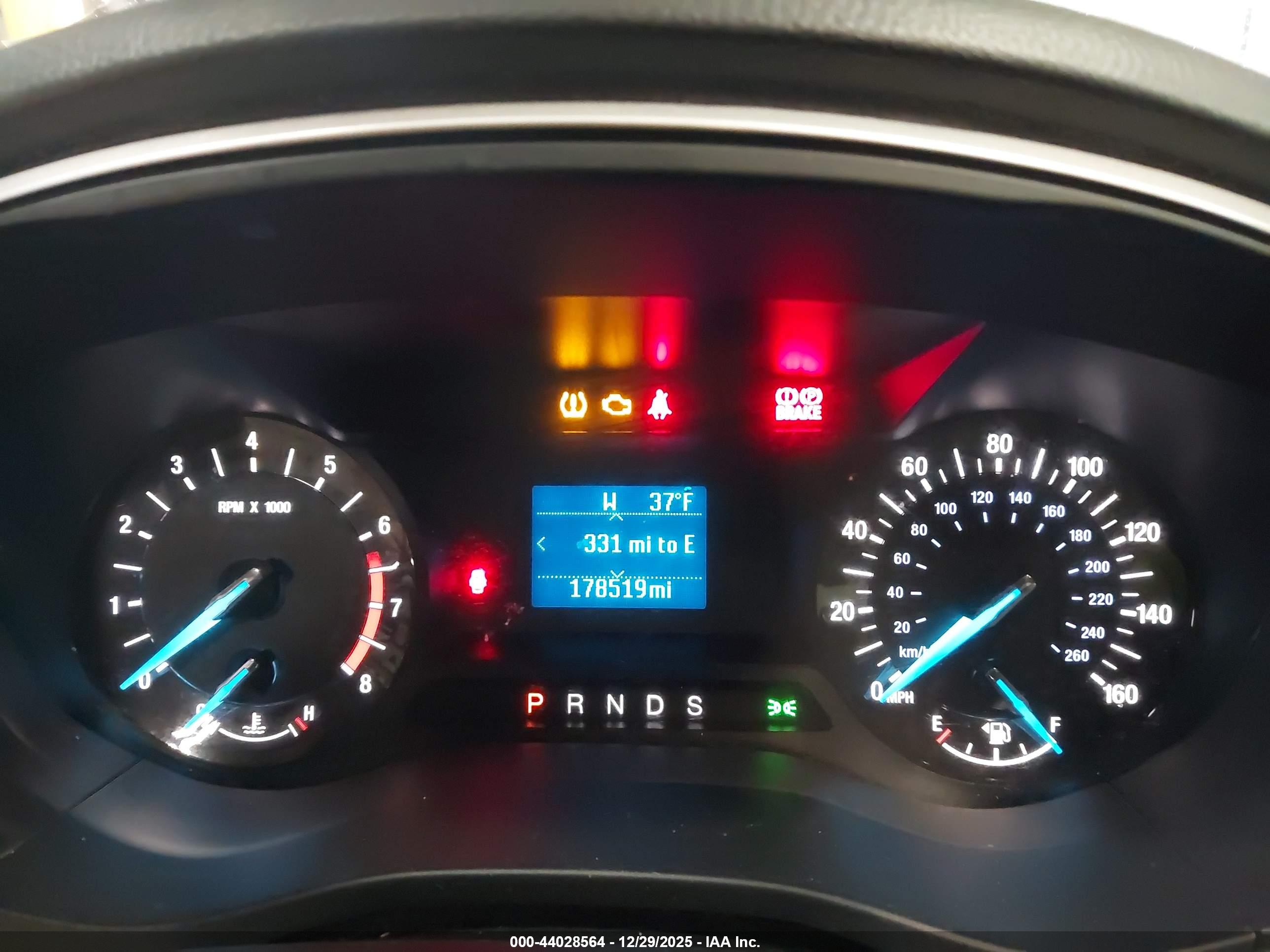 FORD FUSION image 7