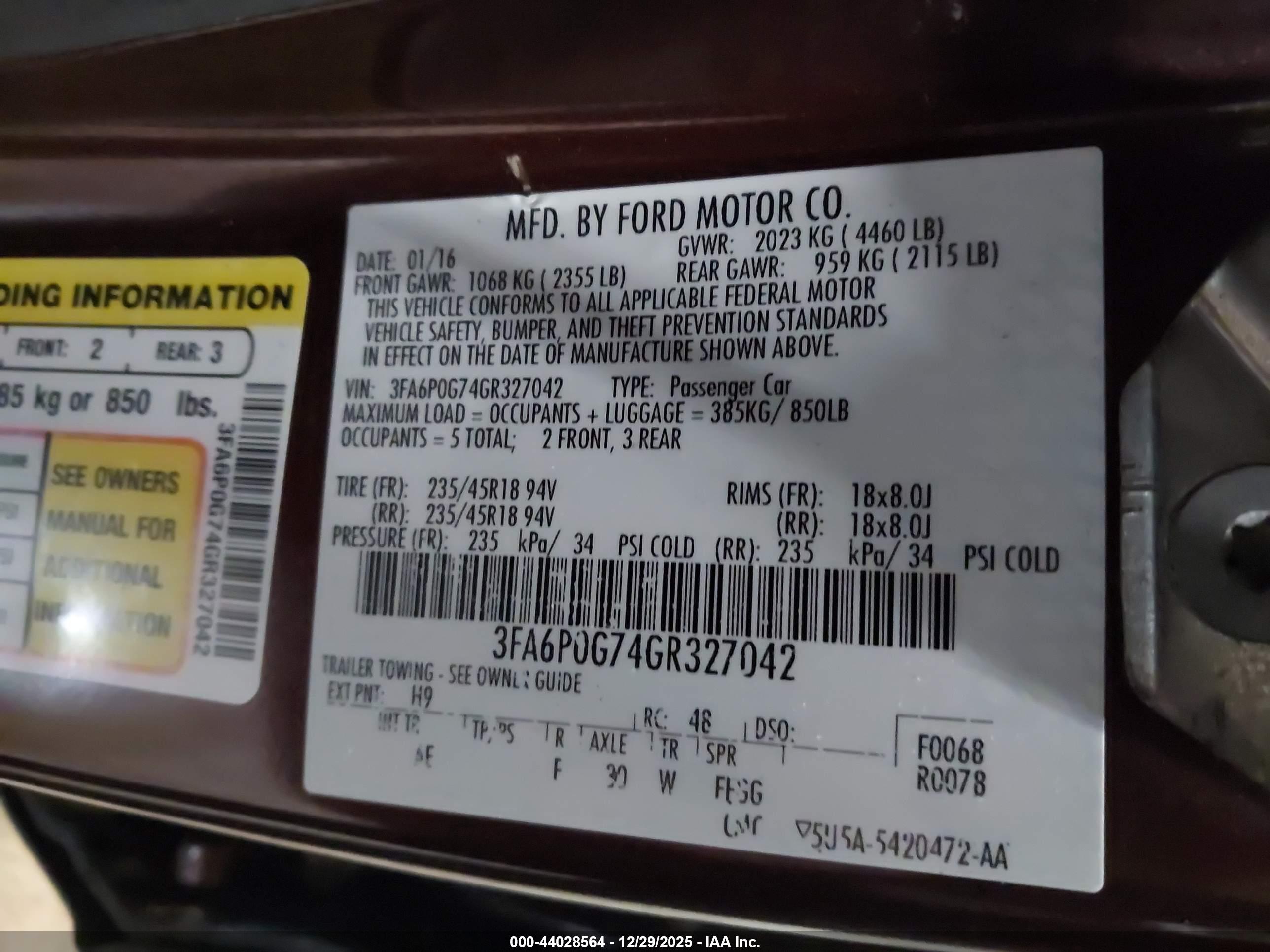 FORD FUSION image 9