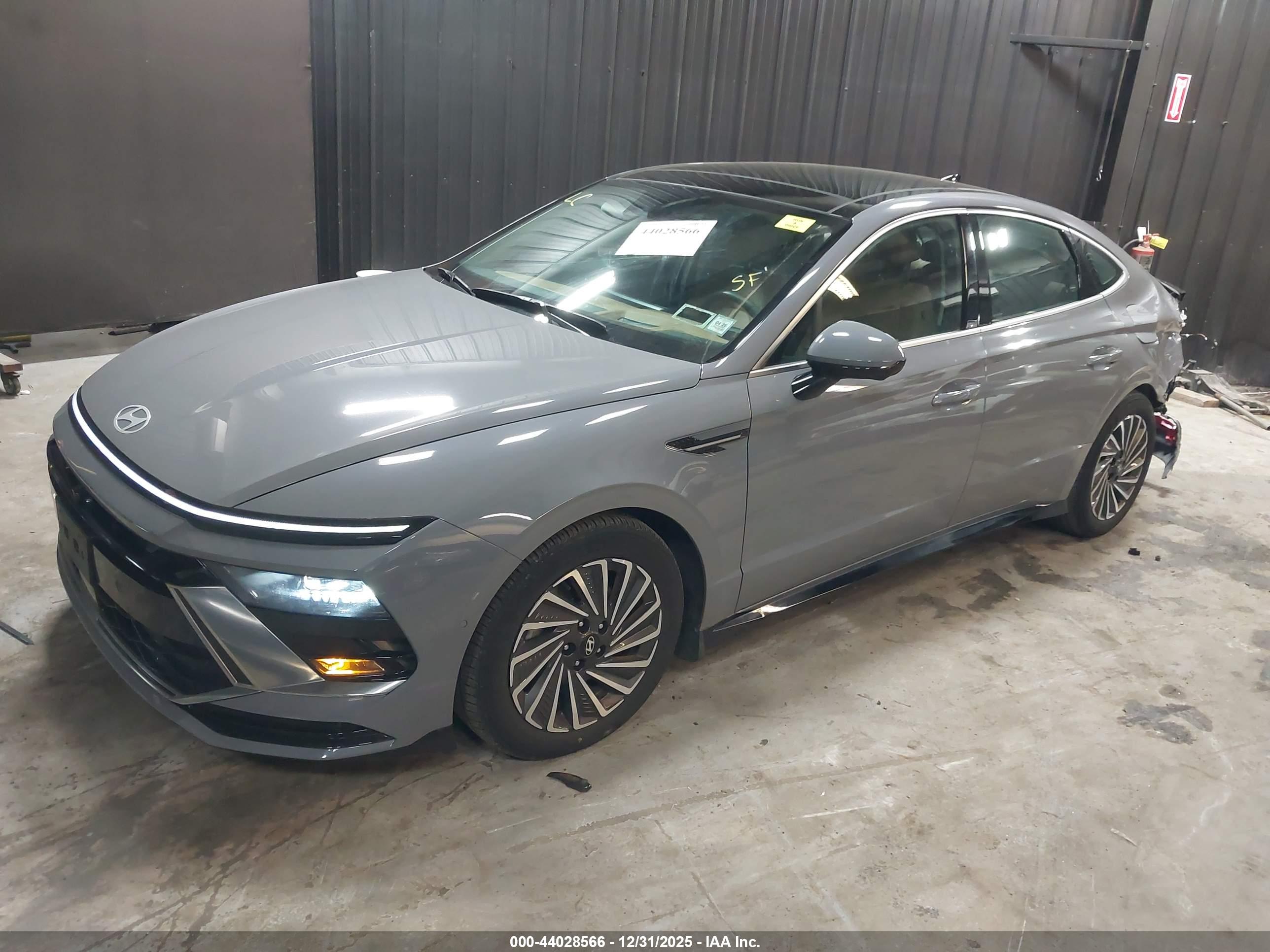HYUNDAI SONATA image 2