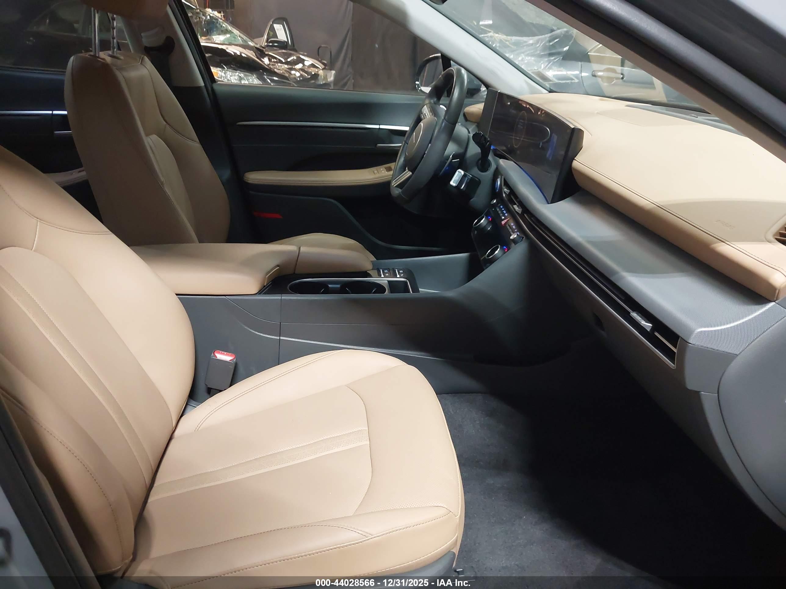 HYUNDAI SONATA image 5