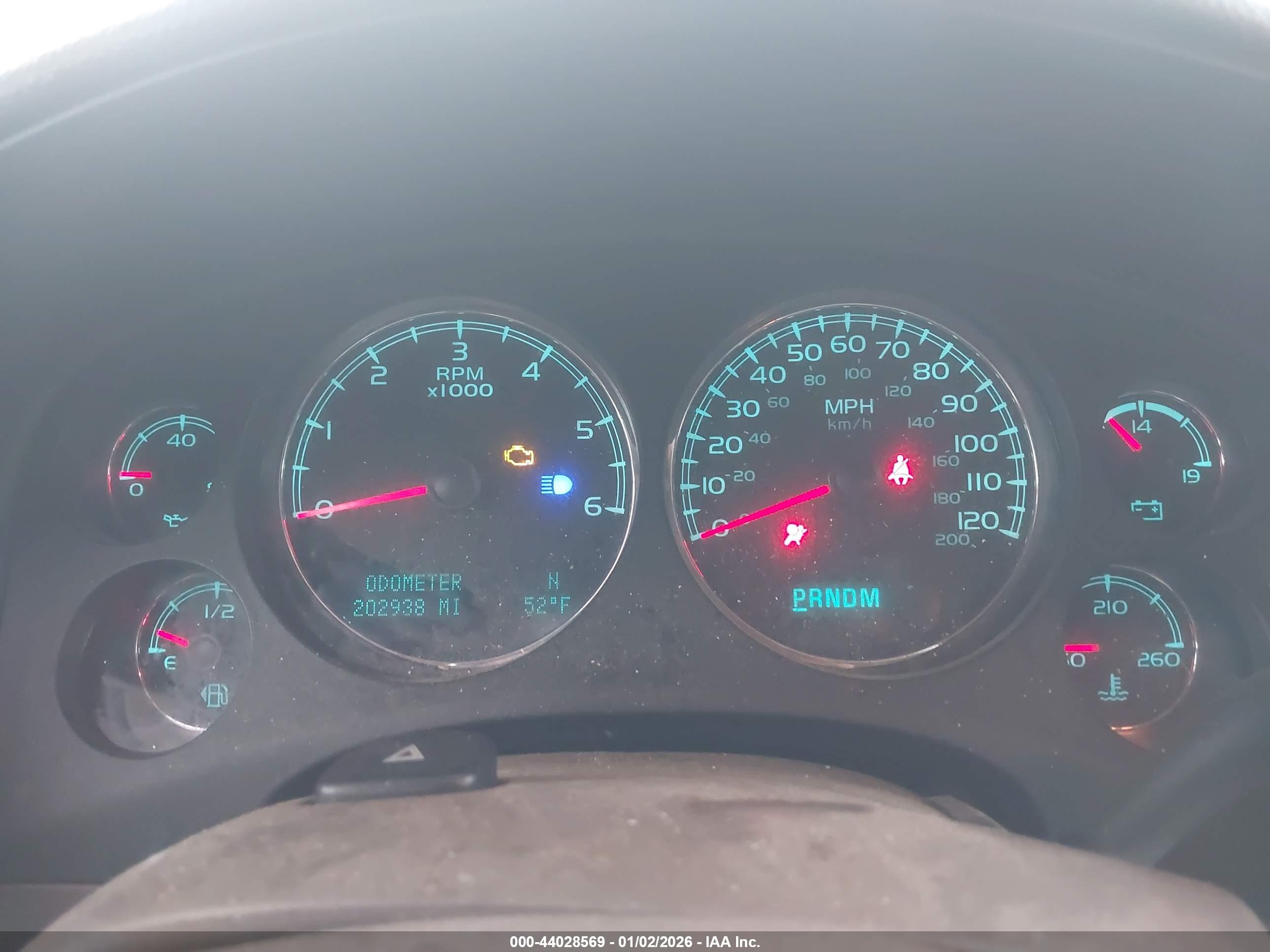 GMC YUKON image 7