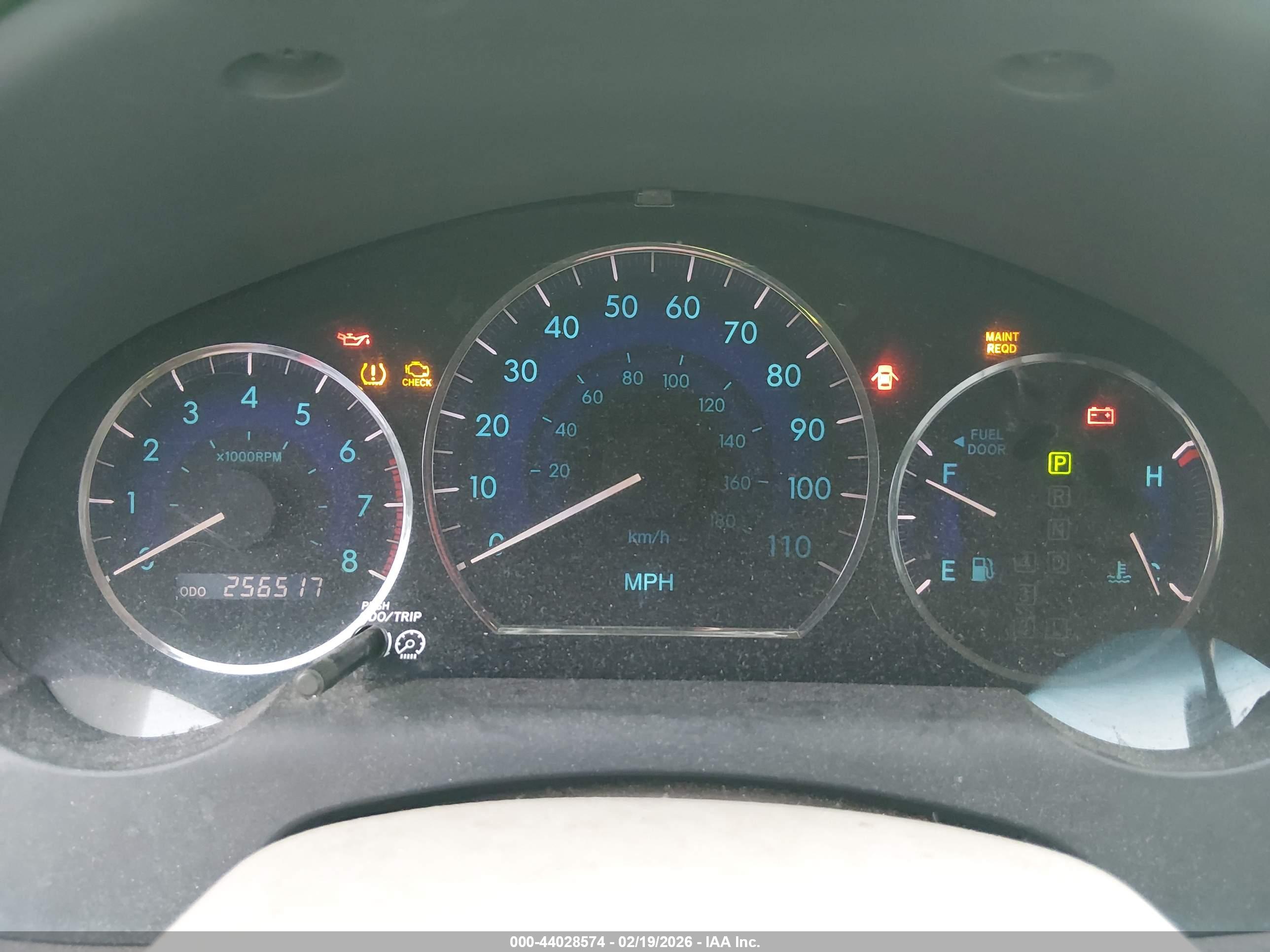 TOYOTA SIENNA image 7