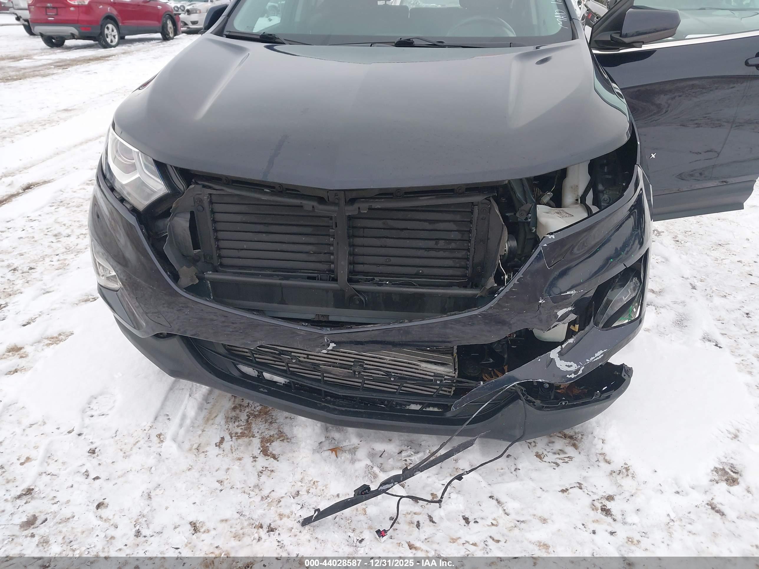 CHEVROLET EQUINOX image 6