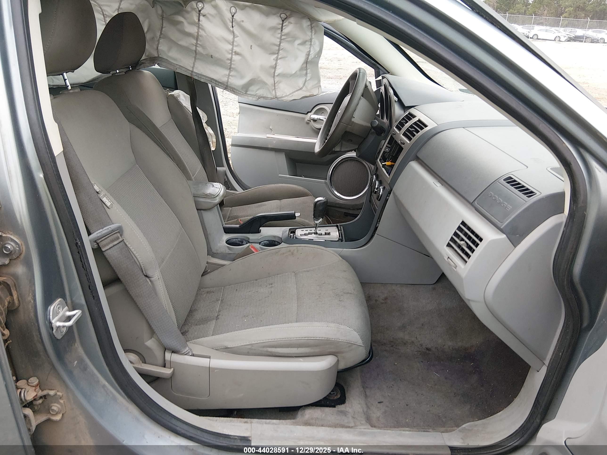 DODGE AVENGER image 5