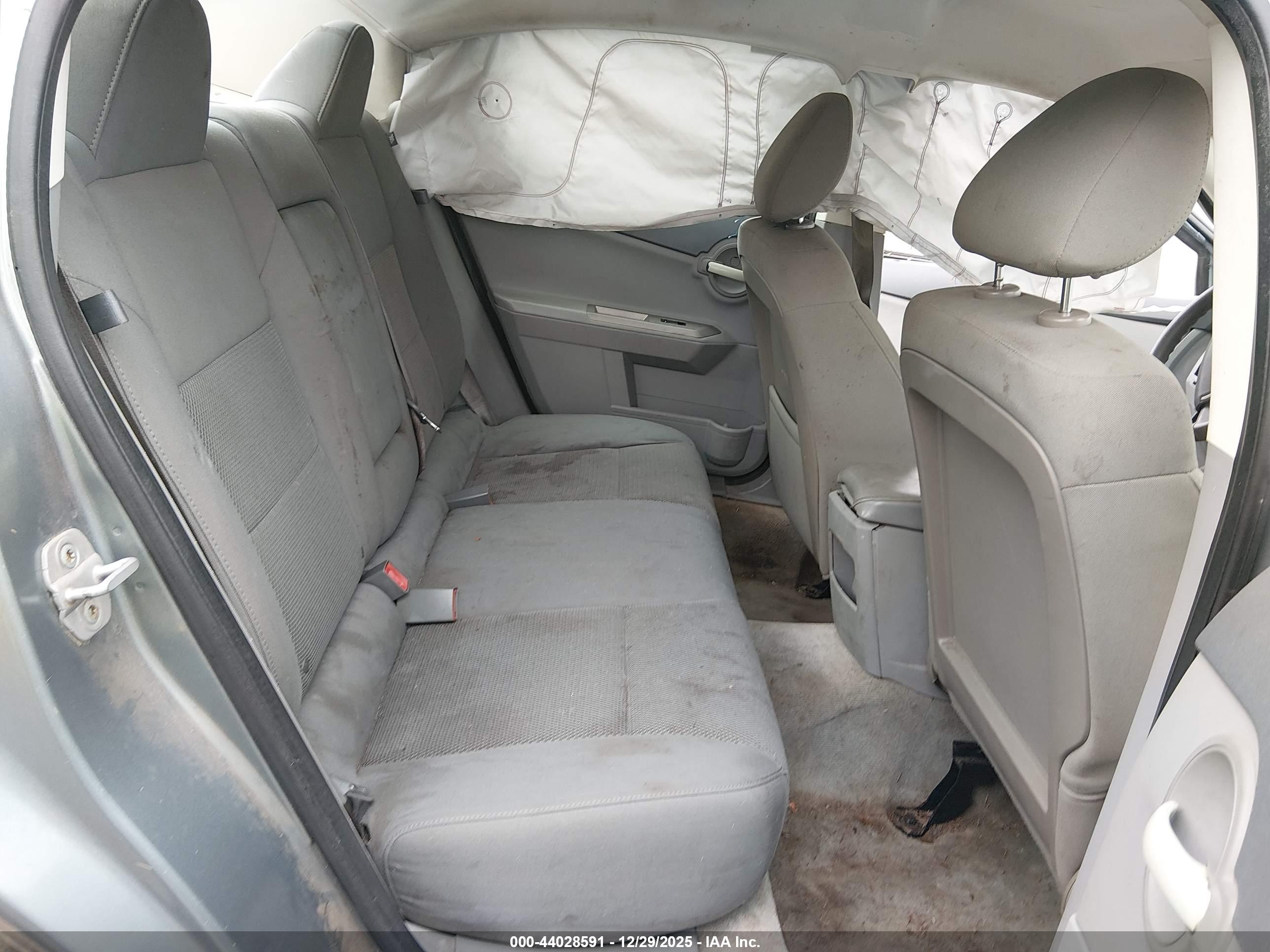 DODGE AVENGER image 8