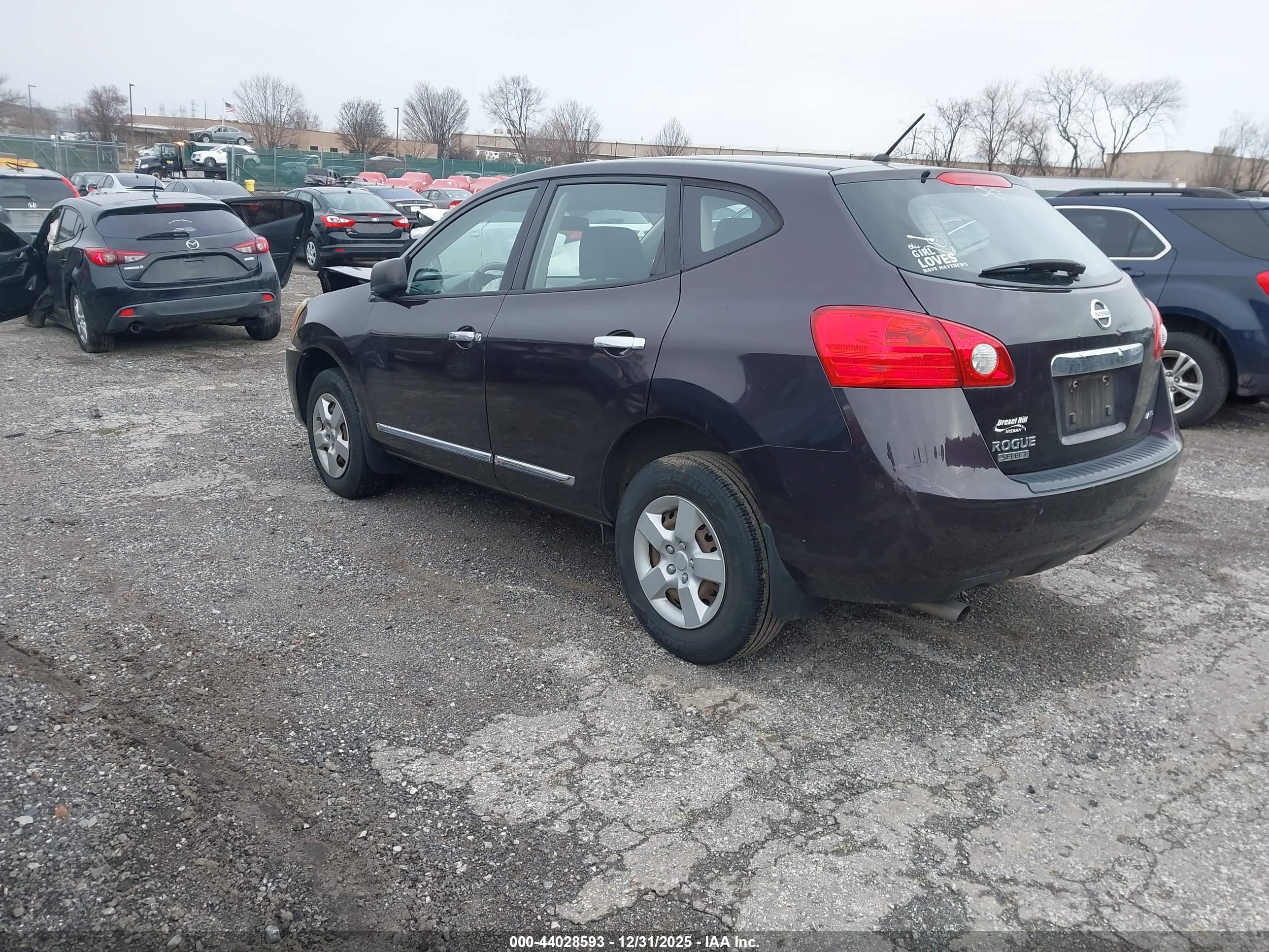 NISSAN ROGUE image 3
