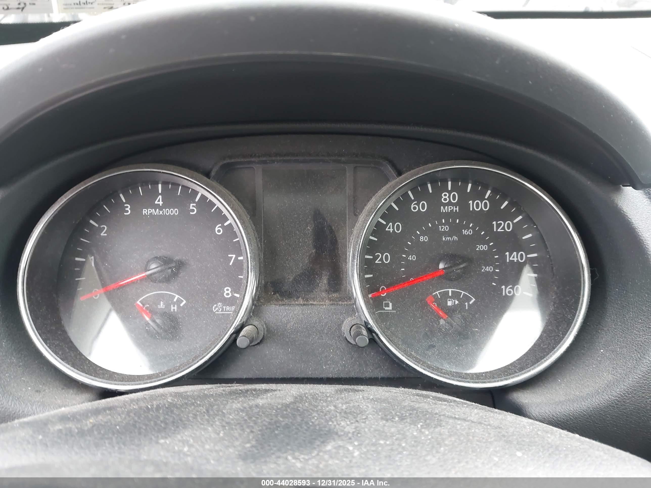 NISSAN ROGUE image 7