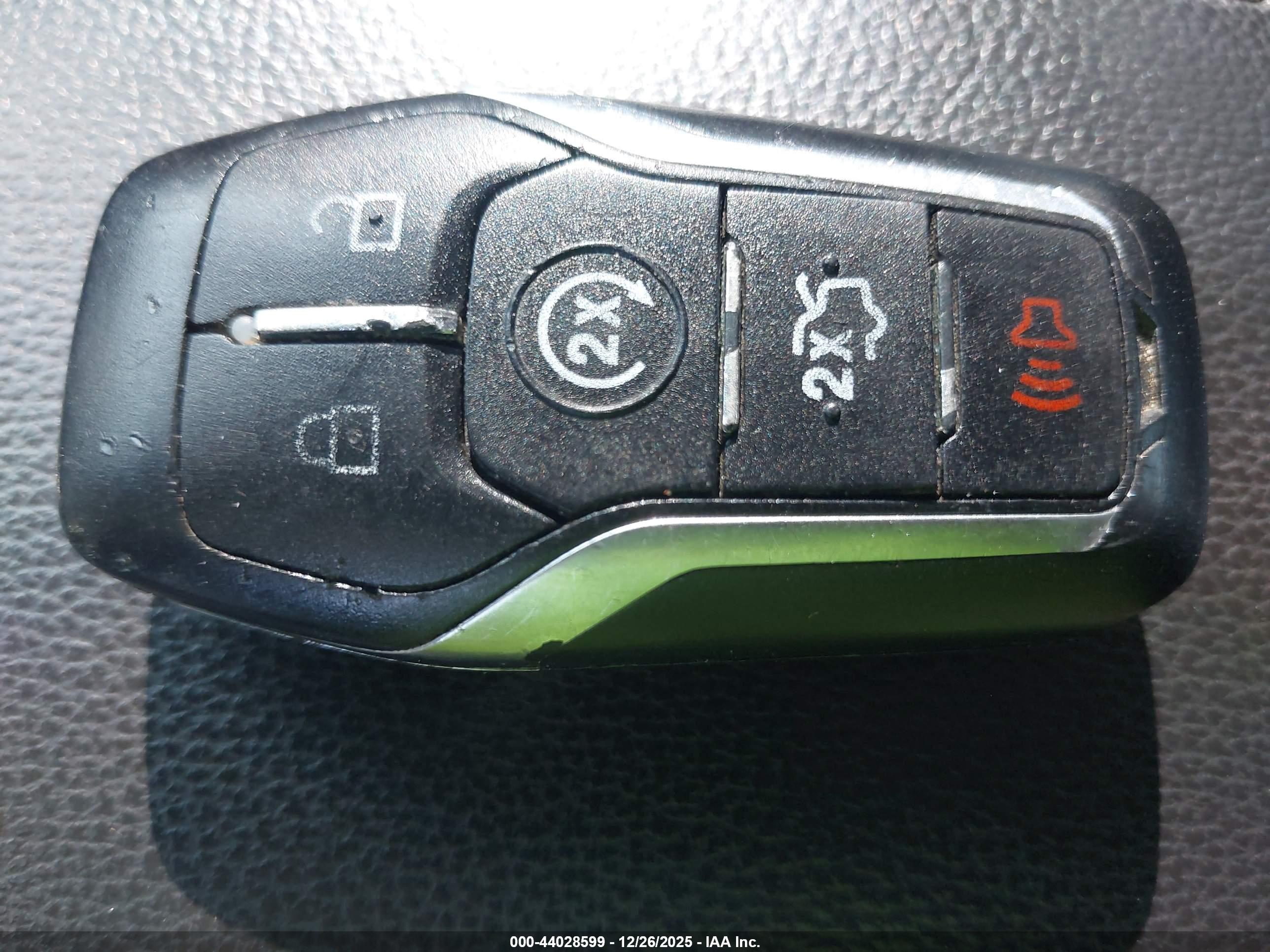 FORD FUSION image 11