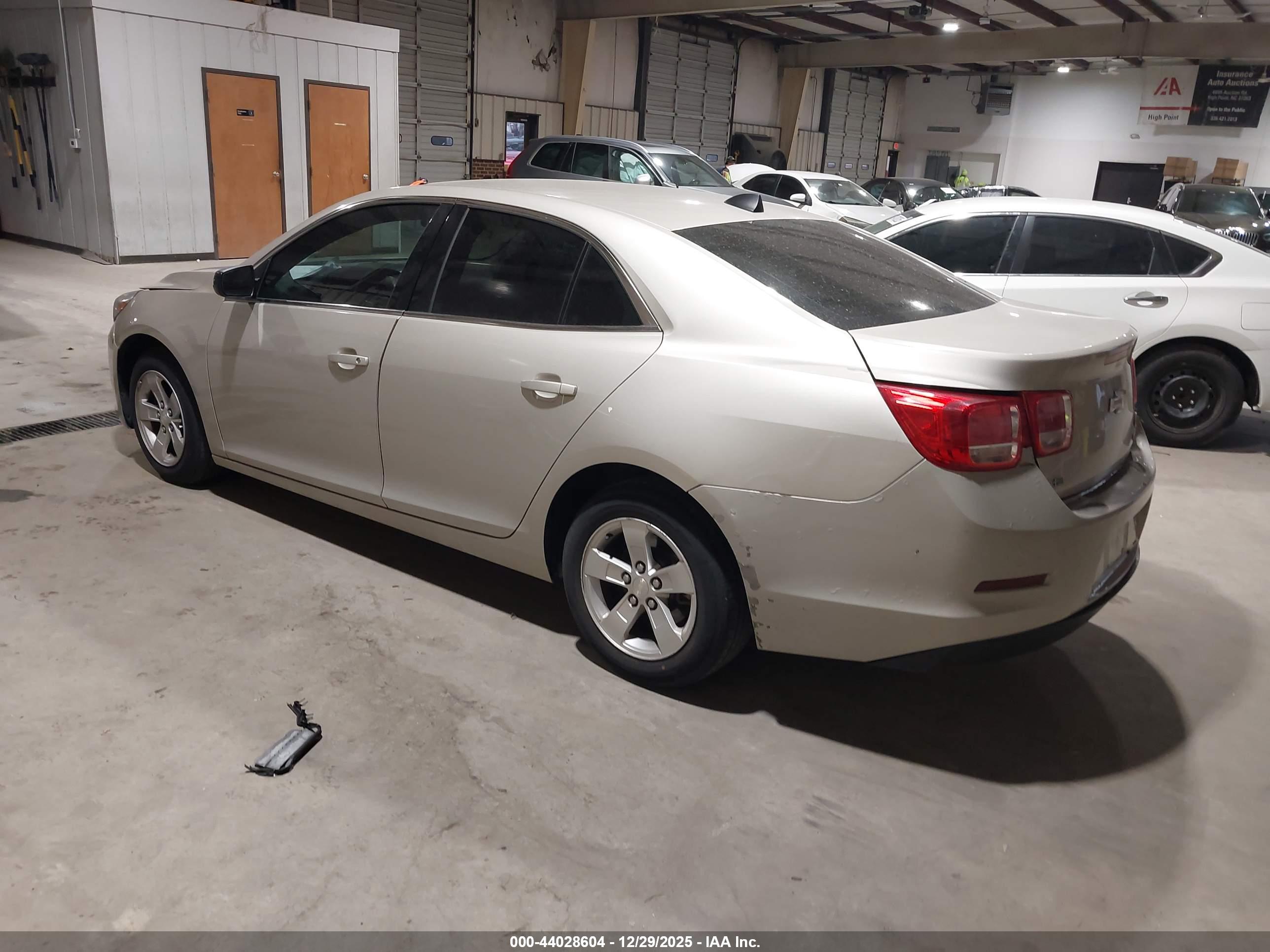 CHEVROLET MALIBU image 3