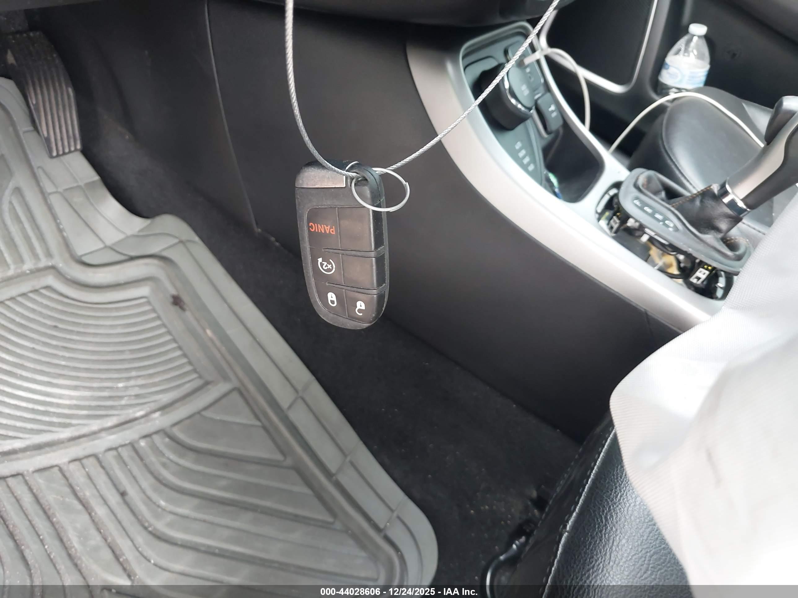 JEEP COMPASS image 11