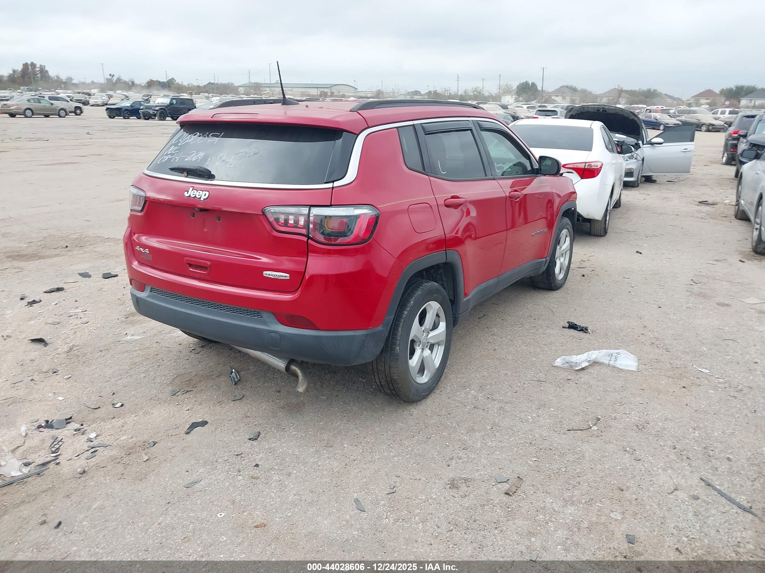 JEEP COMPASS image 4