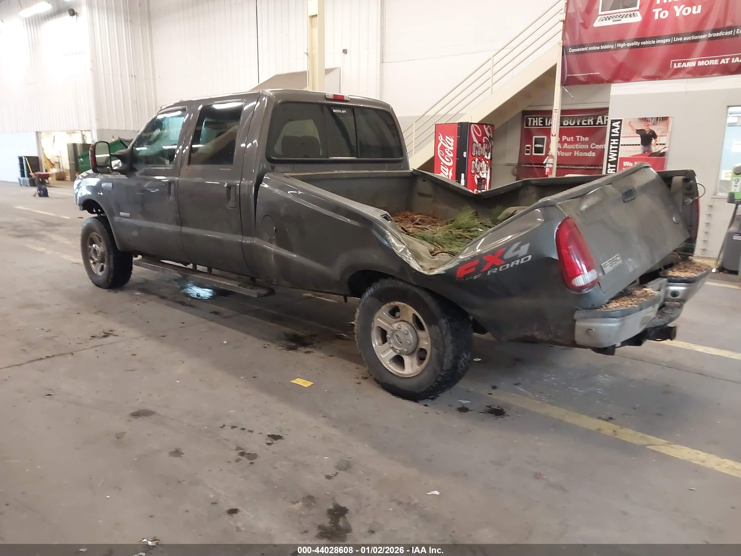 FORD F-350 image 3