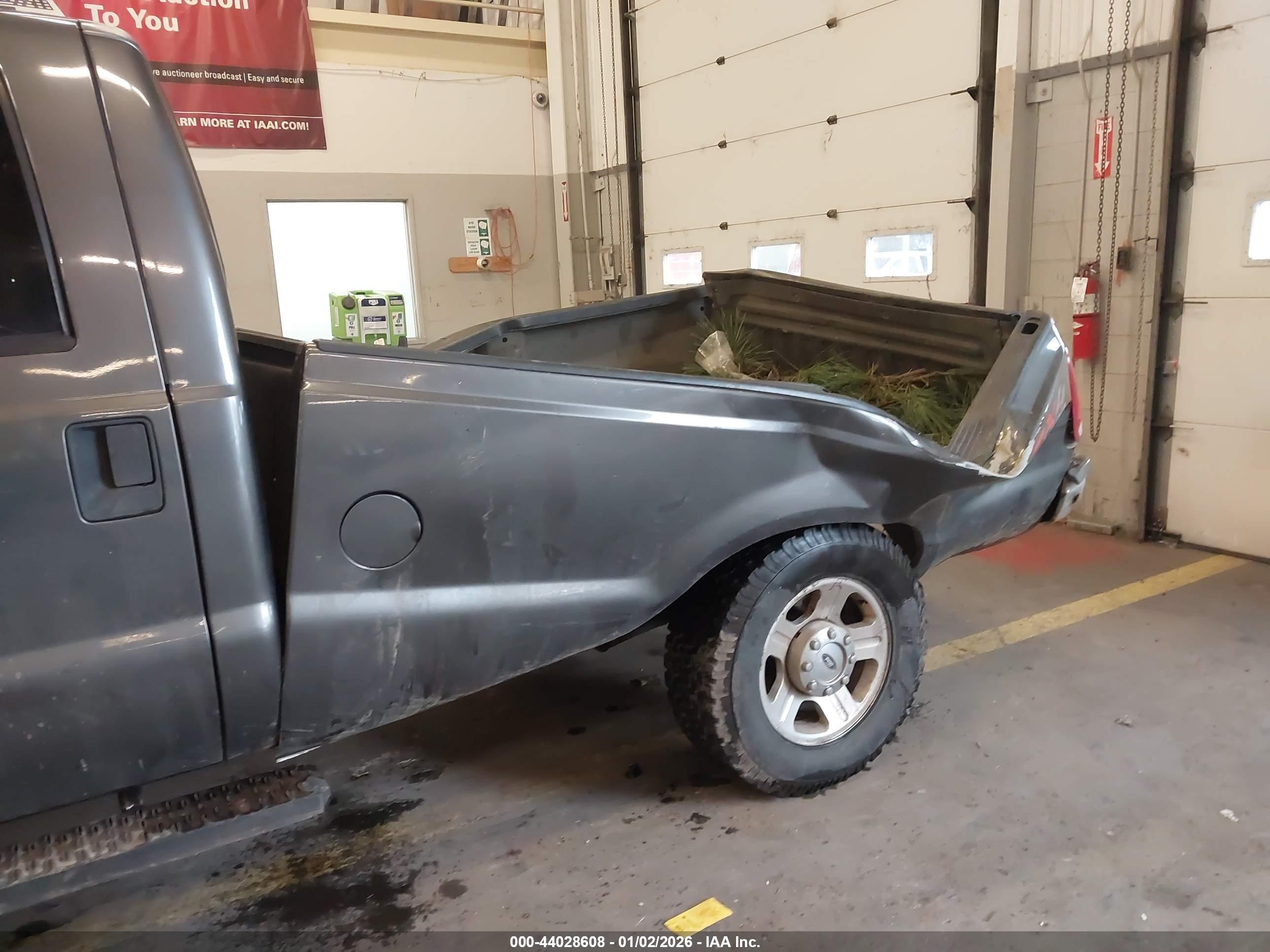 FORD F-350 image 6