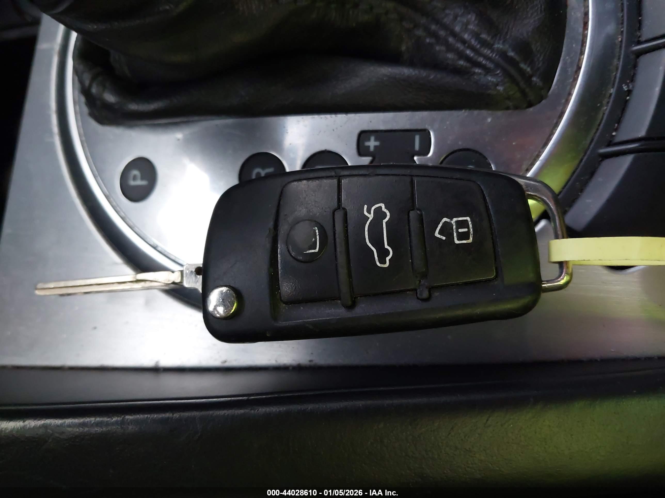 AUDI TT image 11