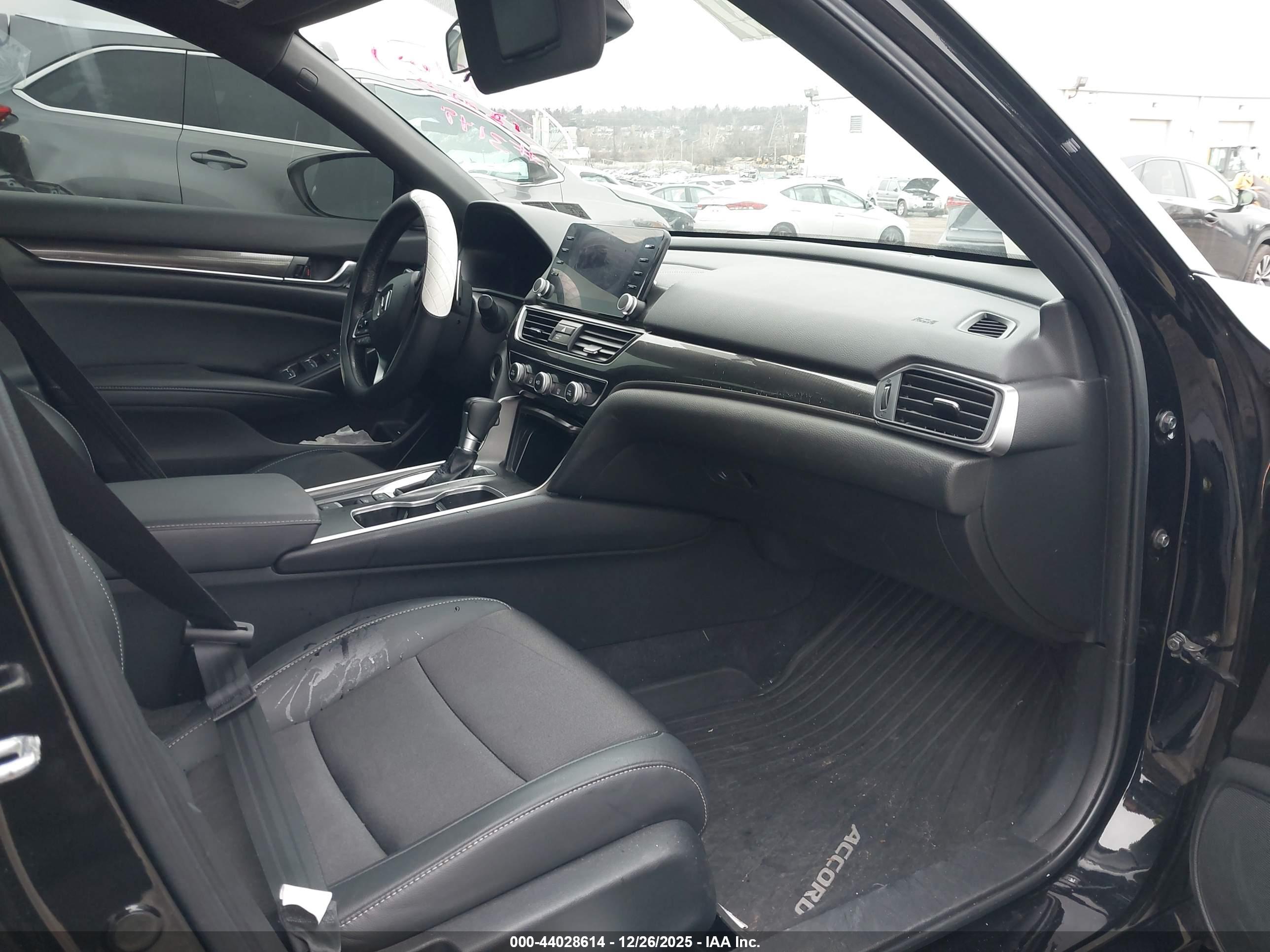 HONDA ACCORD image 5