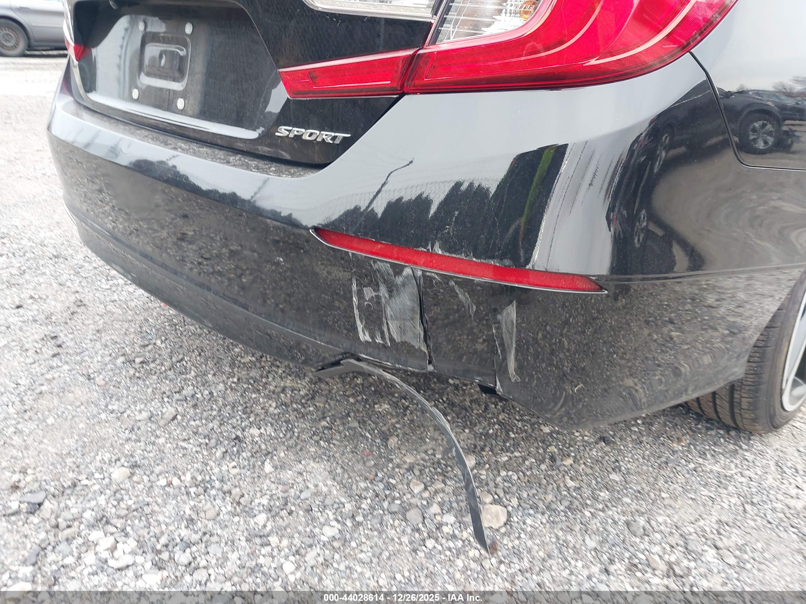 HONDA ACCORD image 6